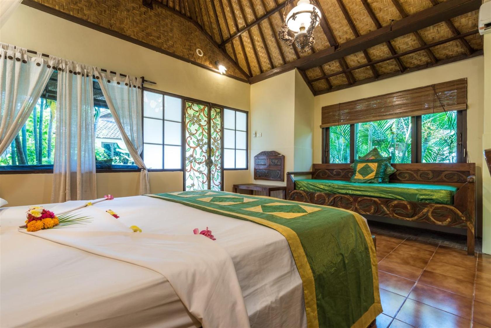 Hotel Pondok Sari Beach & SPA Resort