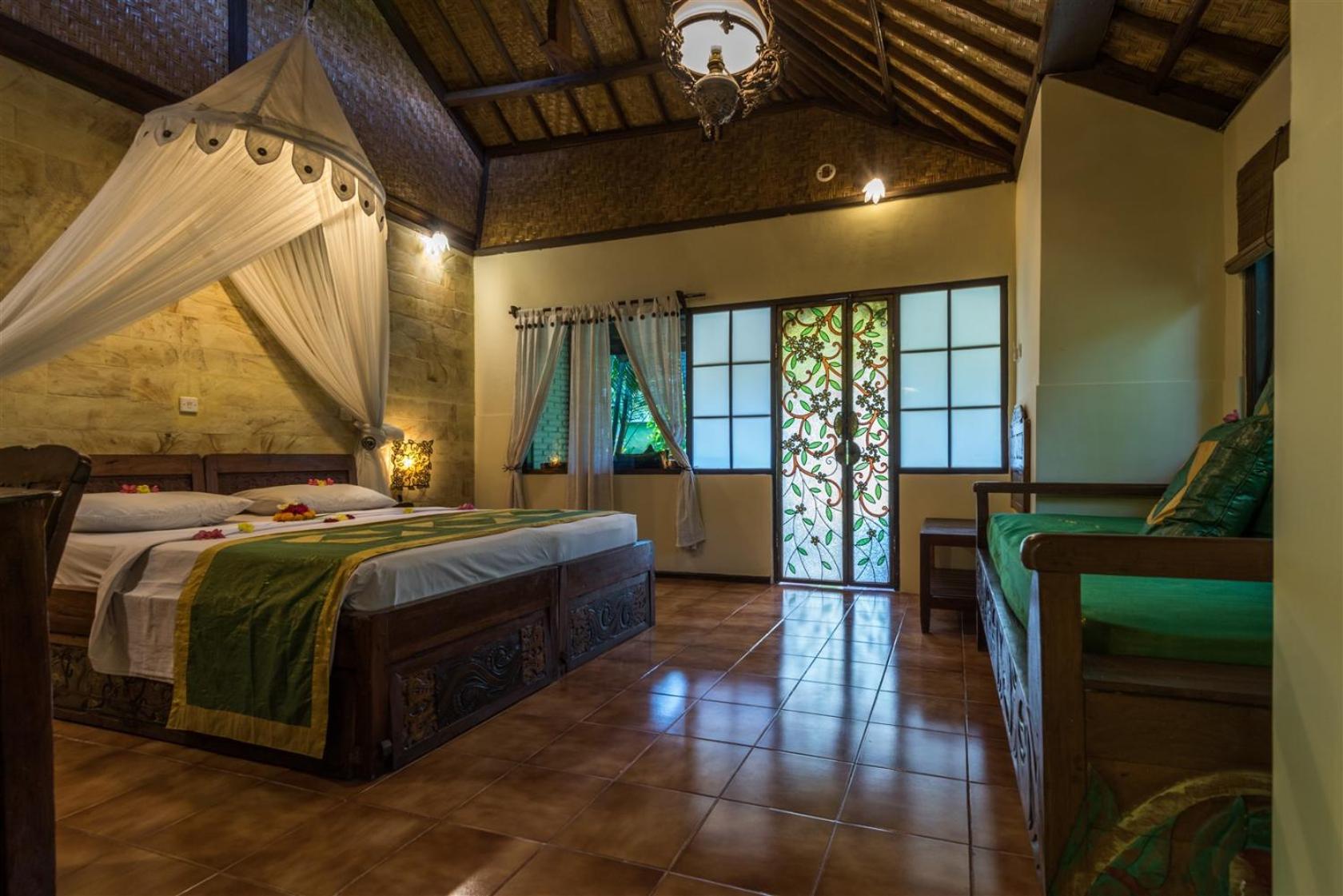 Hotel Pondok Sari Beach & SPA Resort