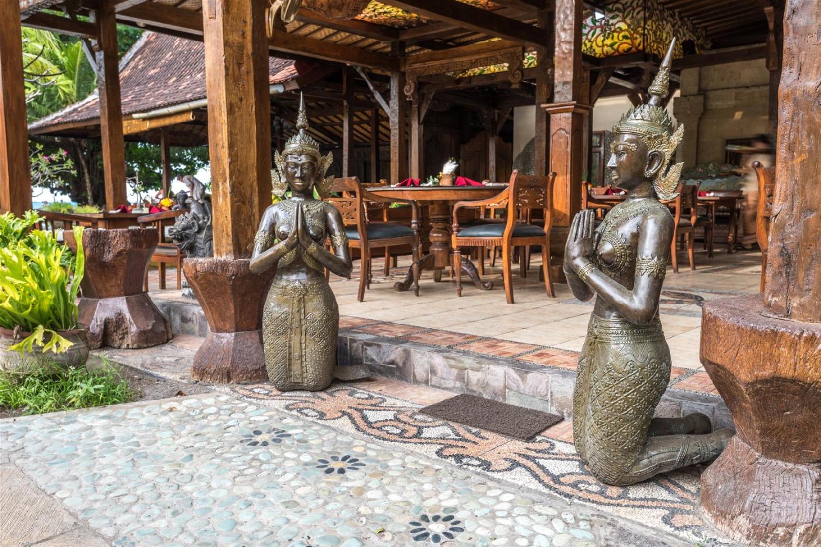 Hotel Pondok Sari Beach & SPA Resort