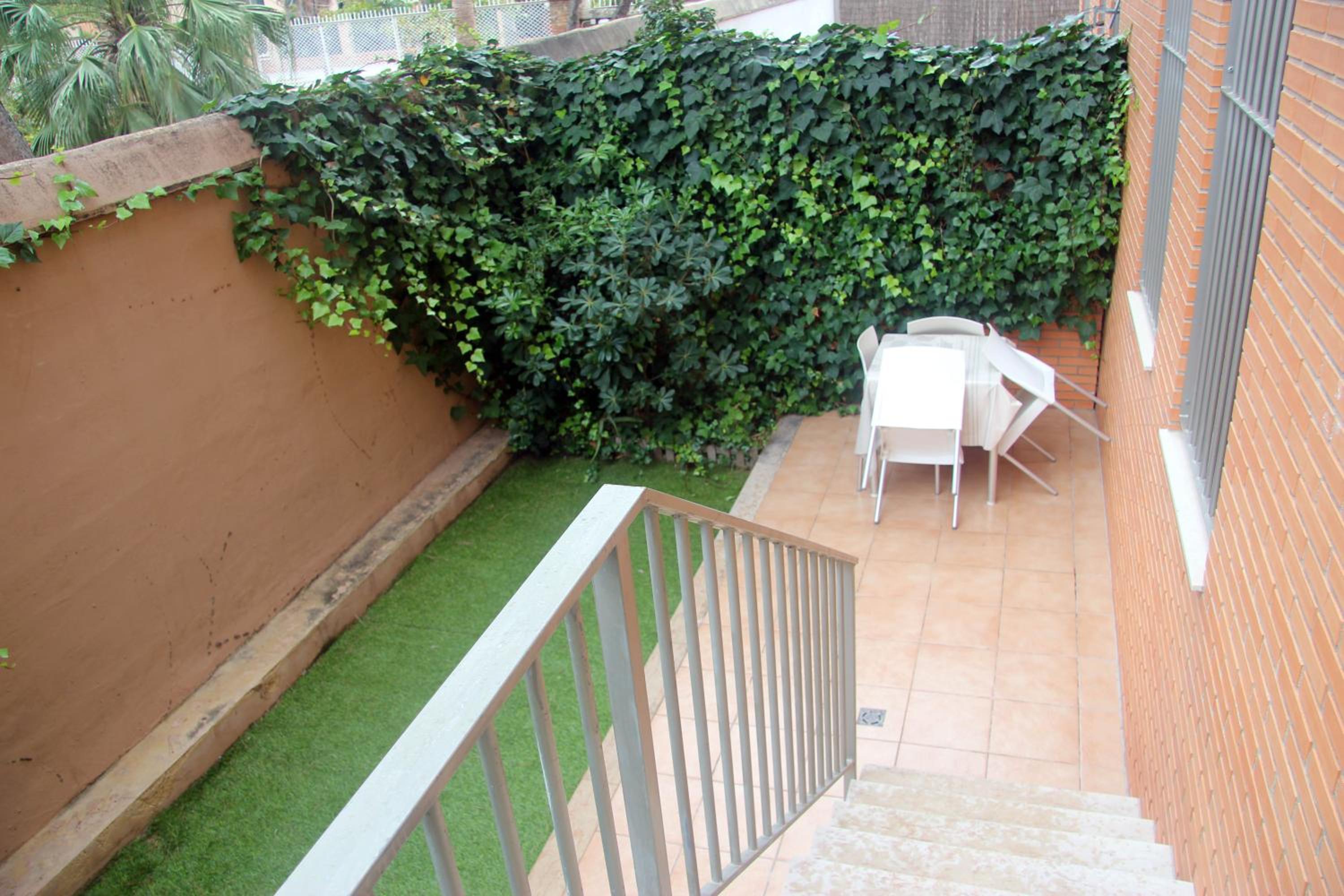 Holiday Apartments Malvarrosa Beach view 5