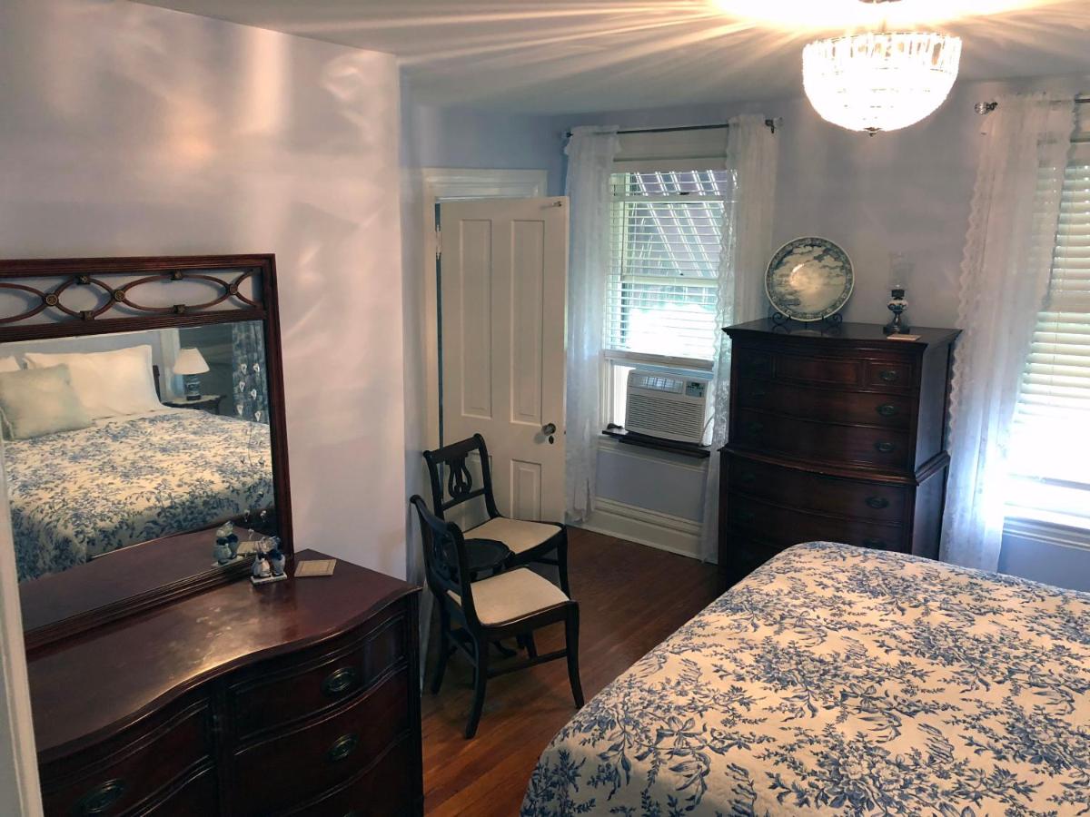 The Parsonage Inn B&B
