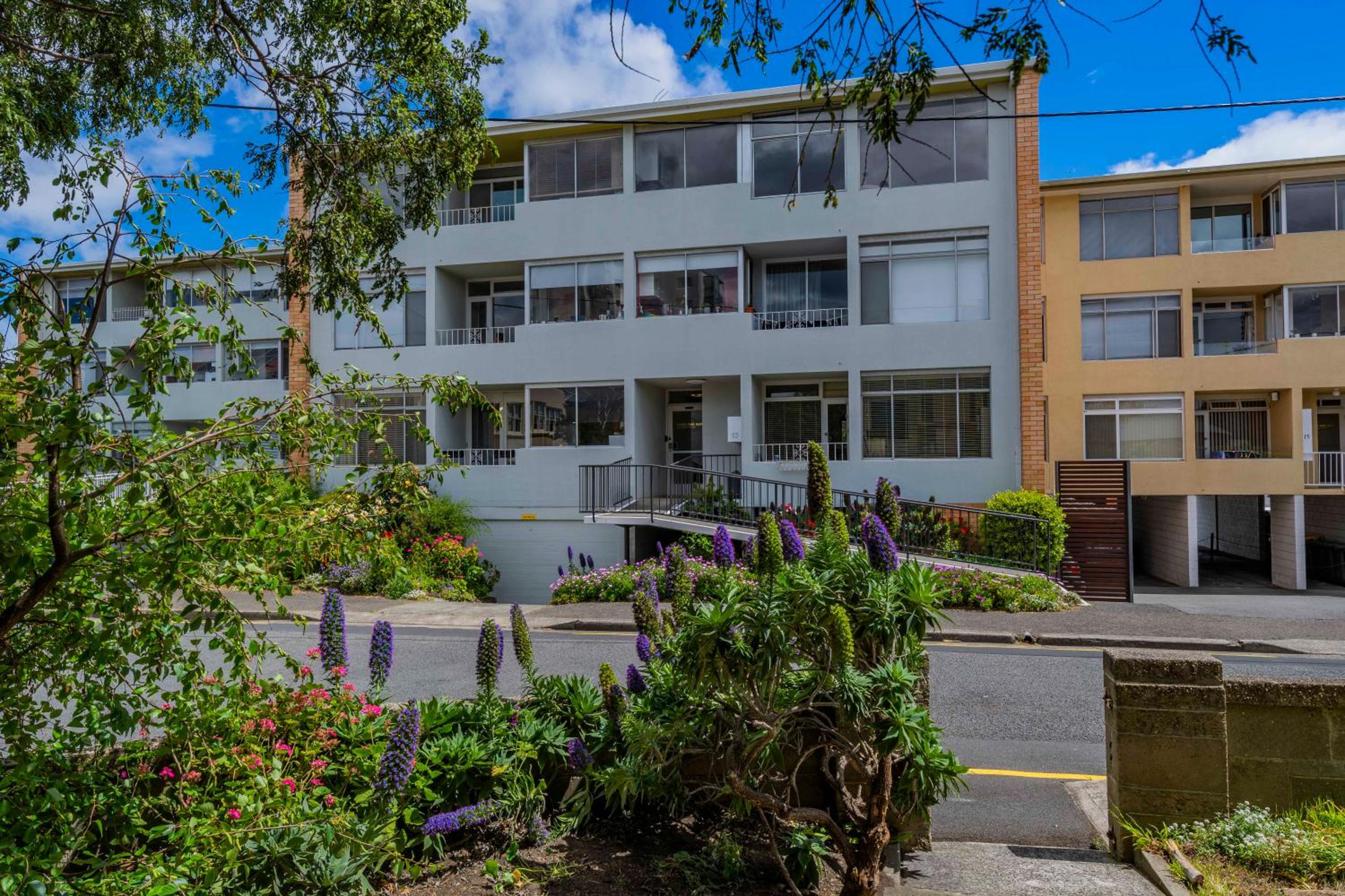 Hobart Vacations - Scarlett's by Salamanca - Property Image 12