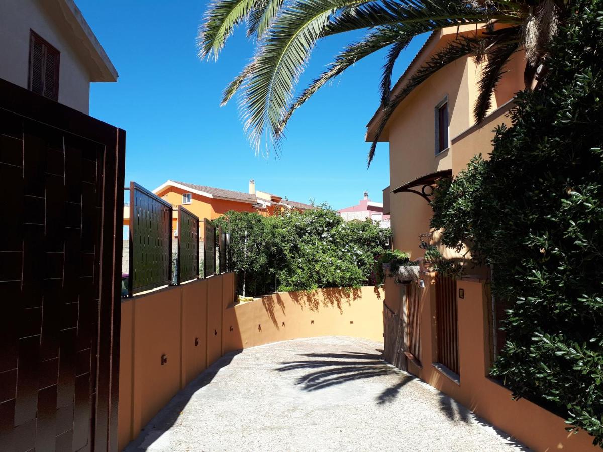 Comodo appartamento in villa 150 mt dal mare photo 2