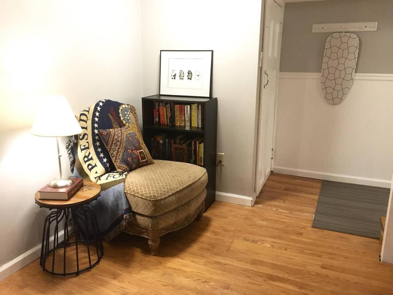 ~*Pet Friendly 30min to Downtown*~ THE BOSTONIAN view 5