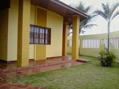 Casa frente a praia e picina