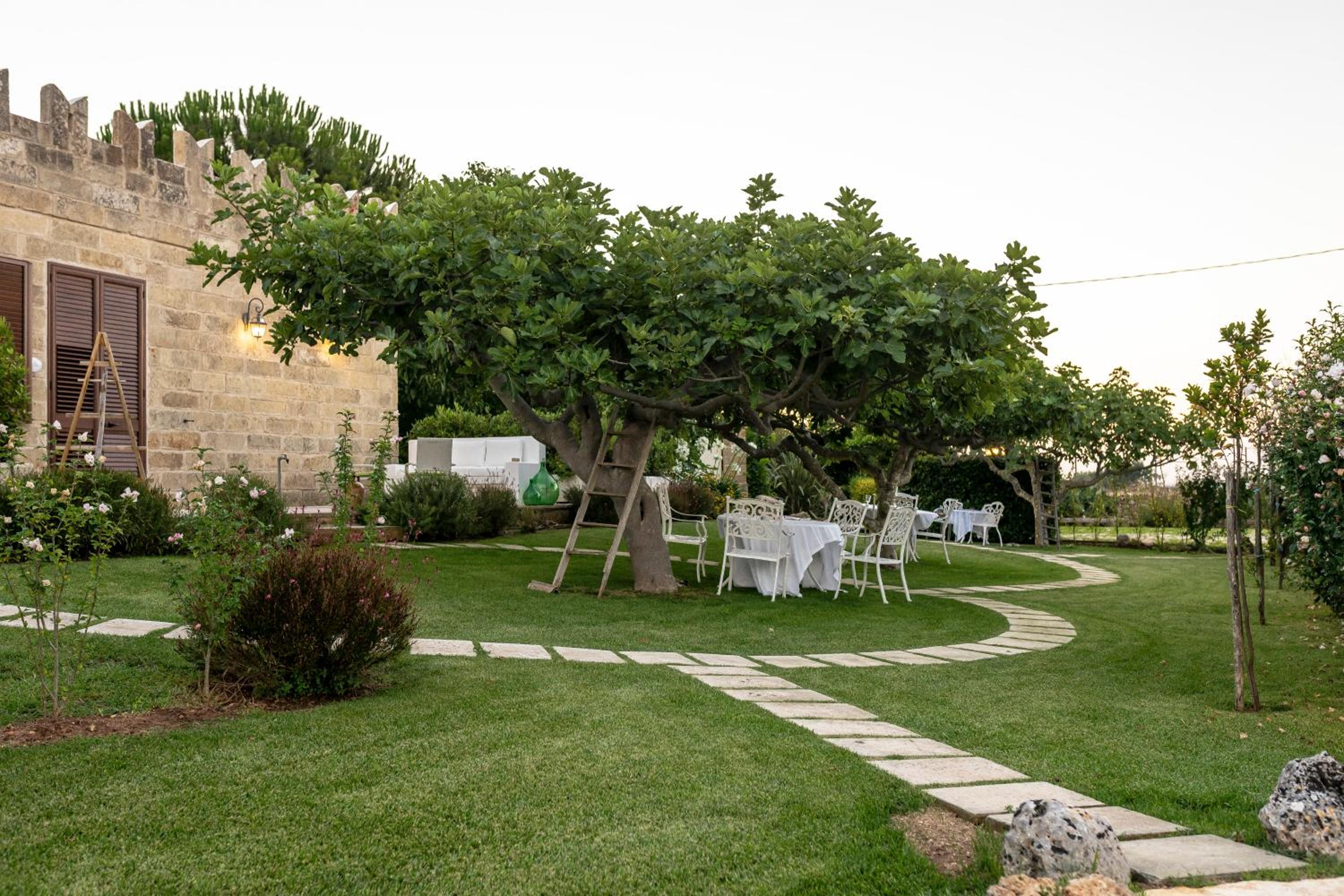 Photo 44