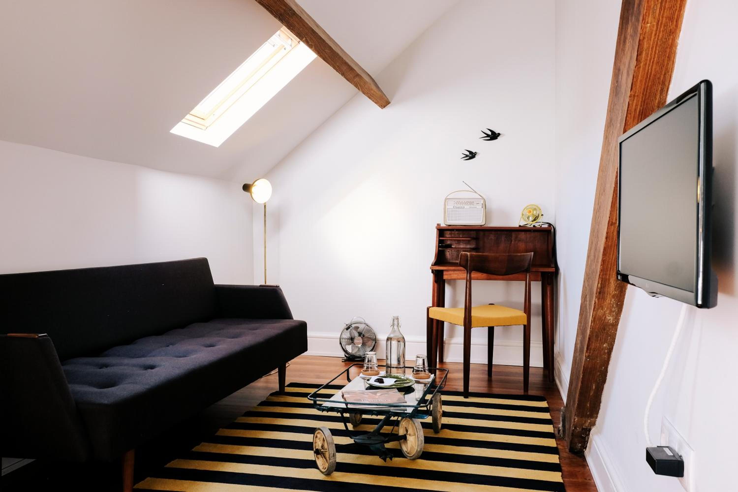 Dona Emília Studio Apartments