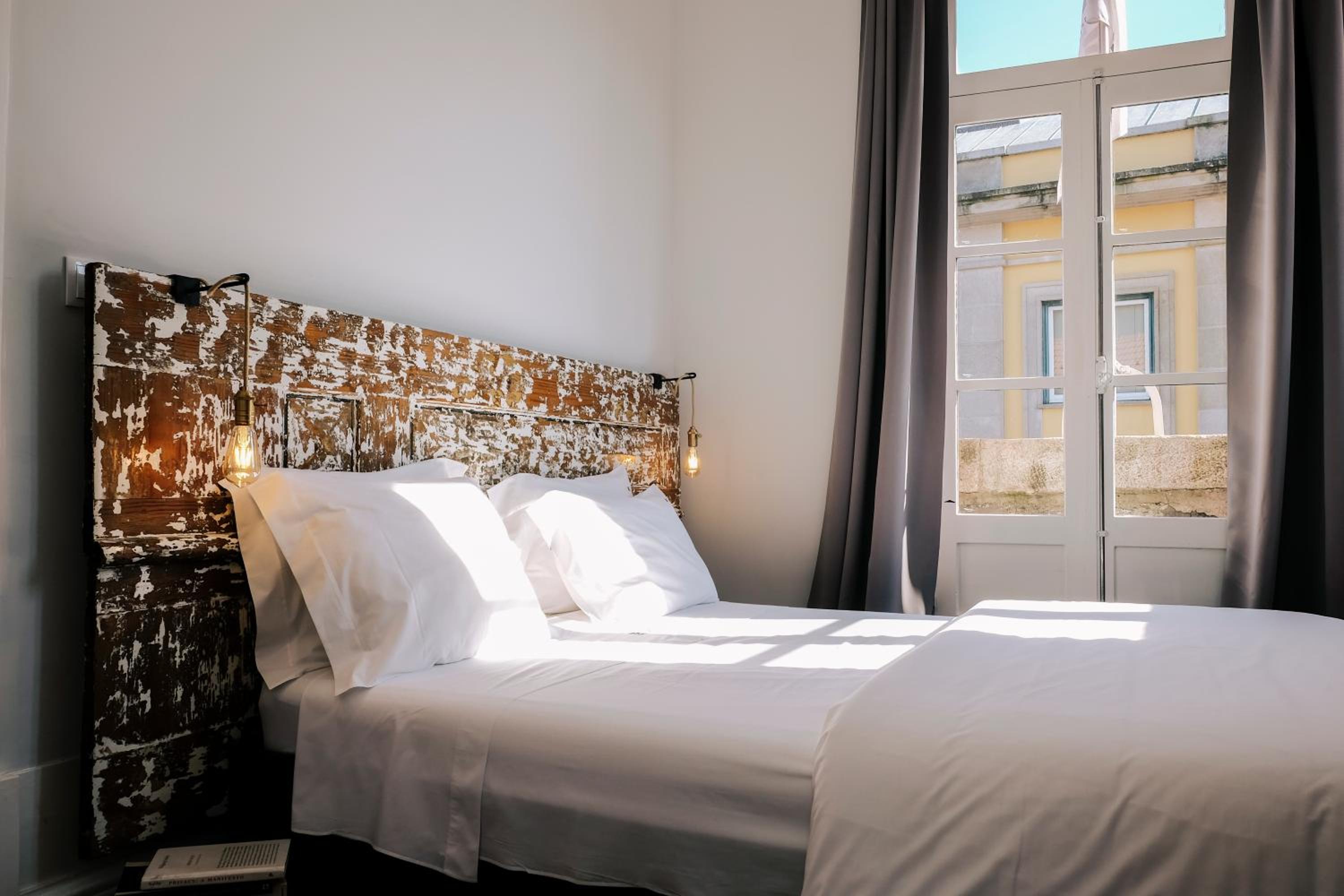 Dona Emília Studio Apartments
