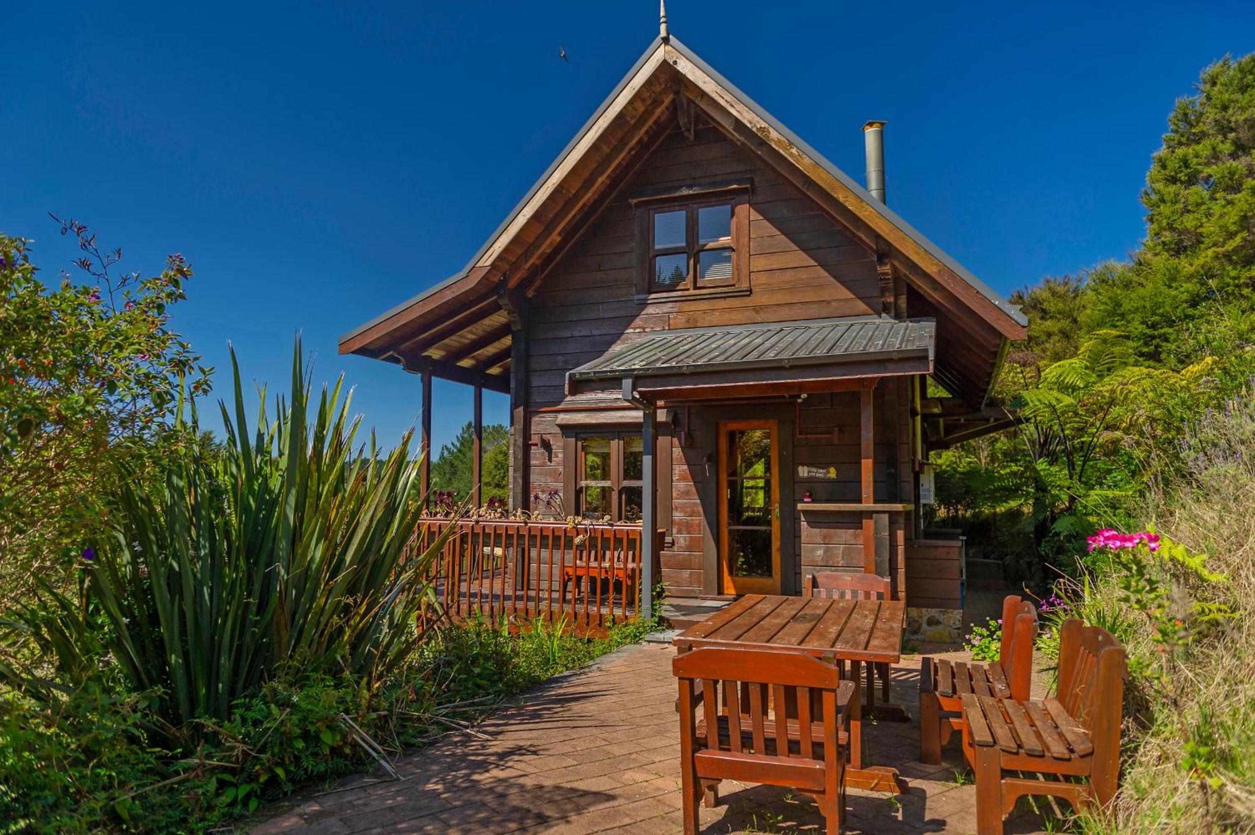 Kuaotunu Chalets view 3
