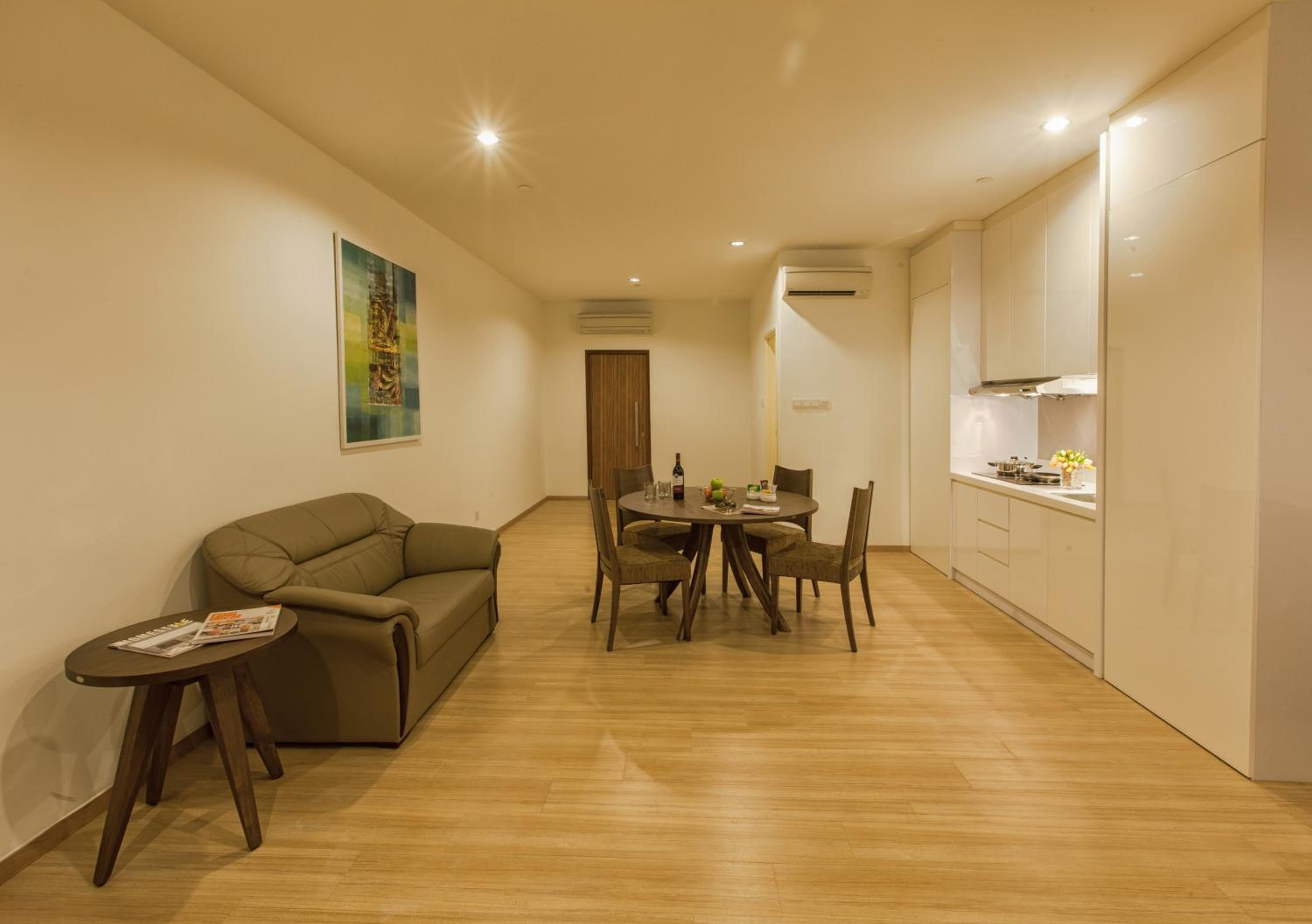 Luxfort 118 Service Suites