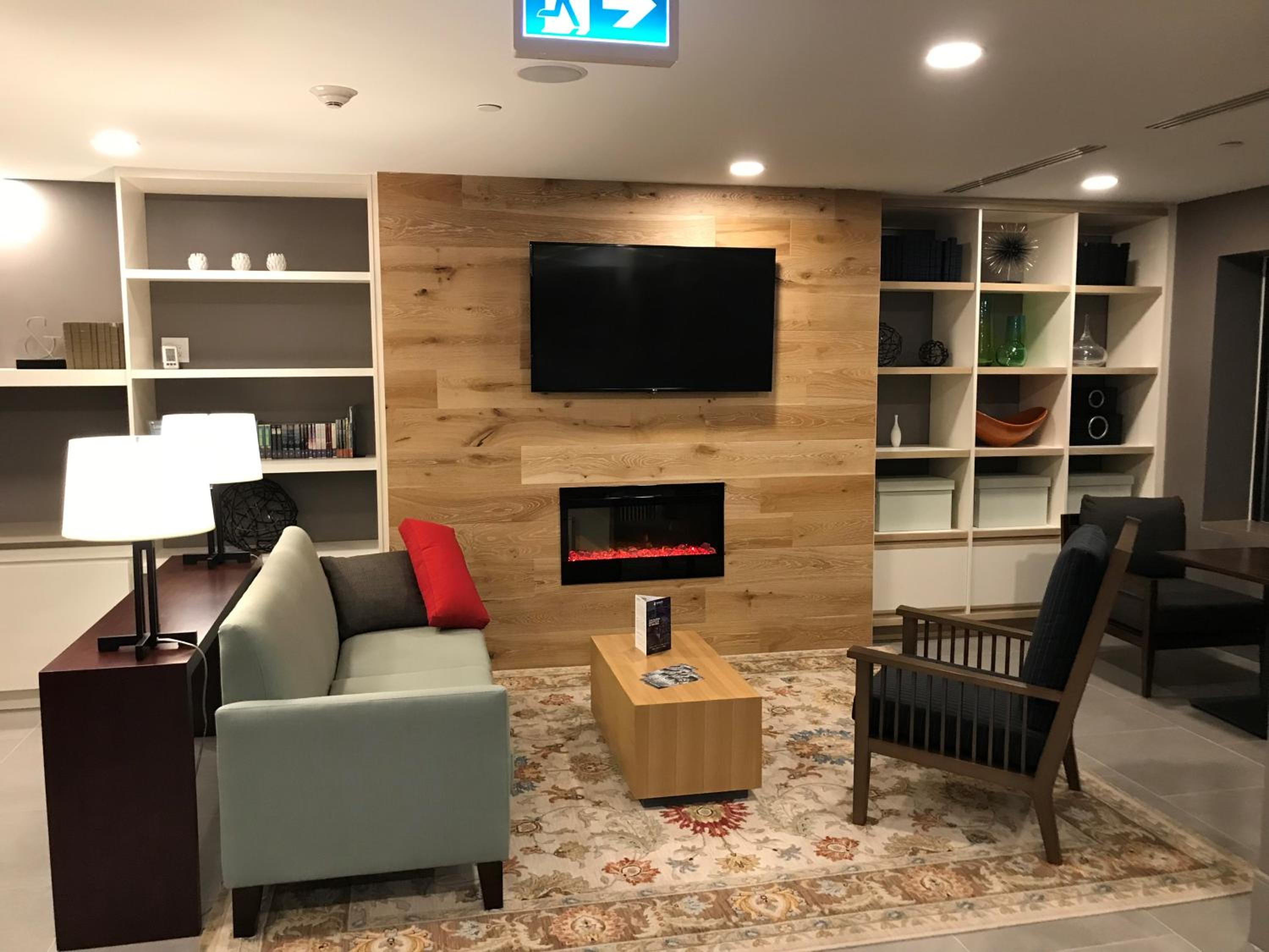 Belleville Vacations - Country Inn  Suites by Radisson, Belleville, ON - Property Image 51