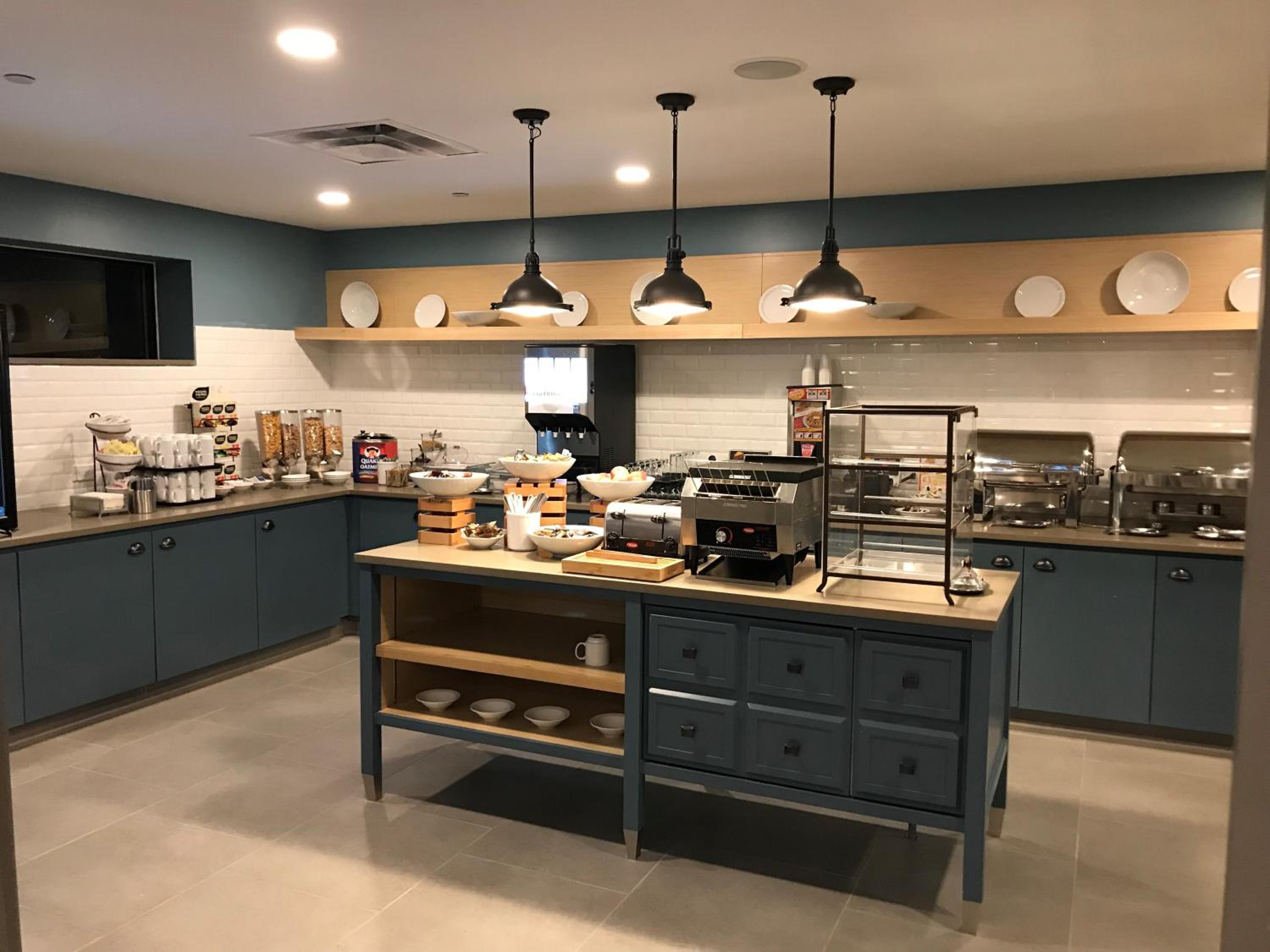 Belleville Vacations - Country Inn  Suites by Radisson, Belleville, ON - Property Image 52