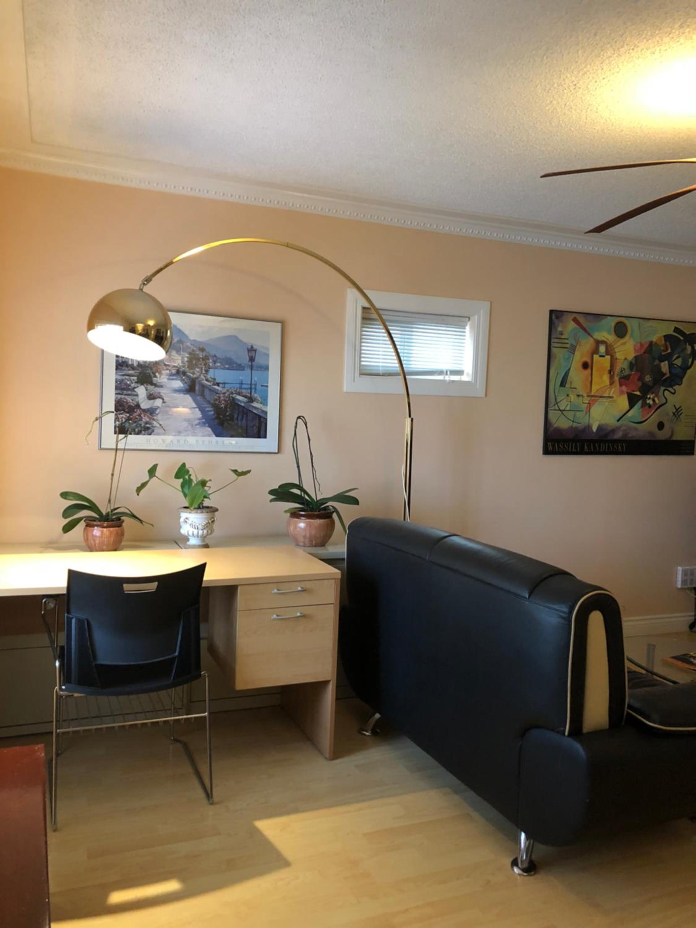 Vancouver Vacations - Cozy Bedrooms Guest House - Property Image 33