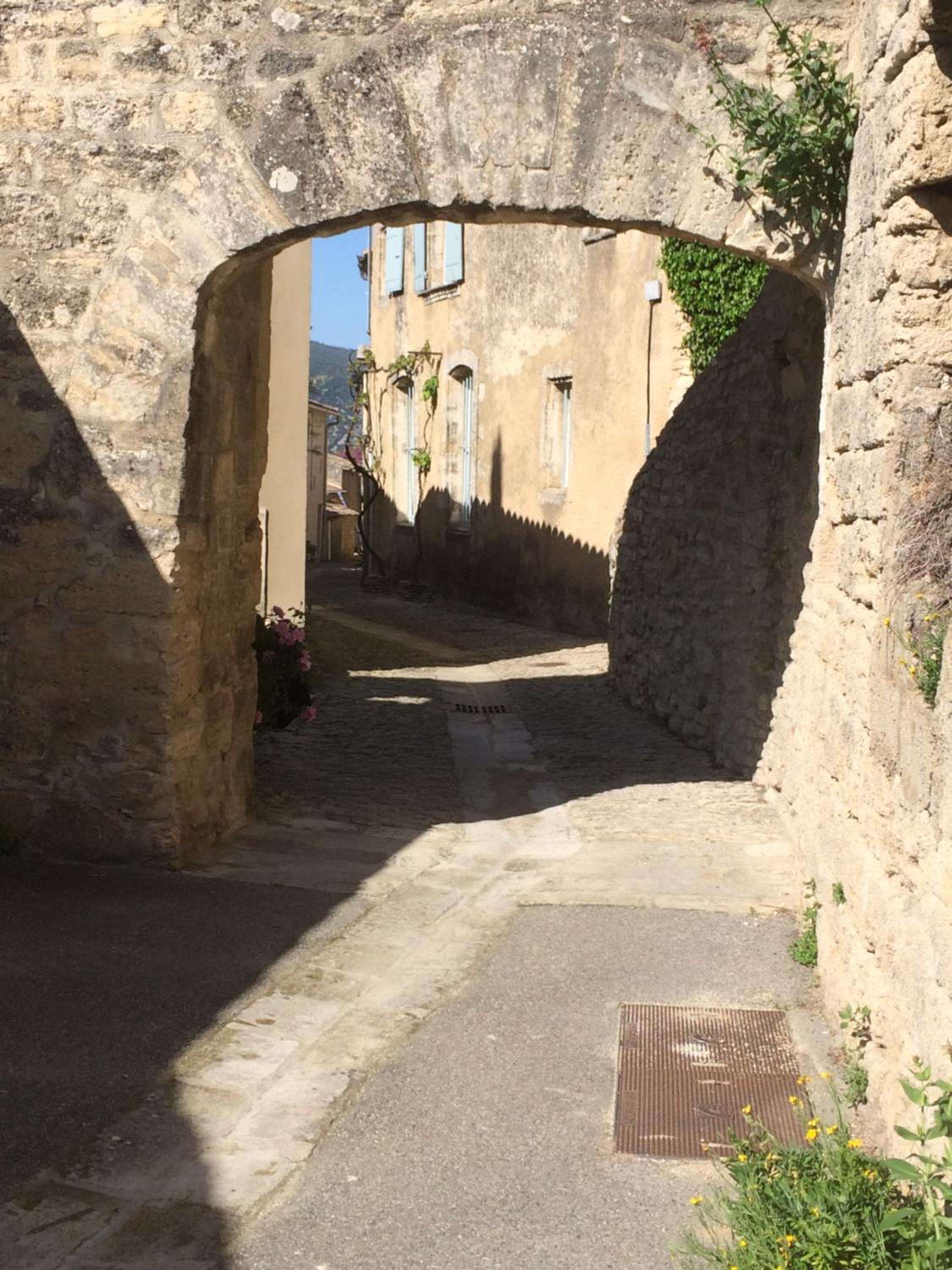 L'Oustaou de Rose view 2