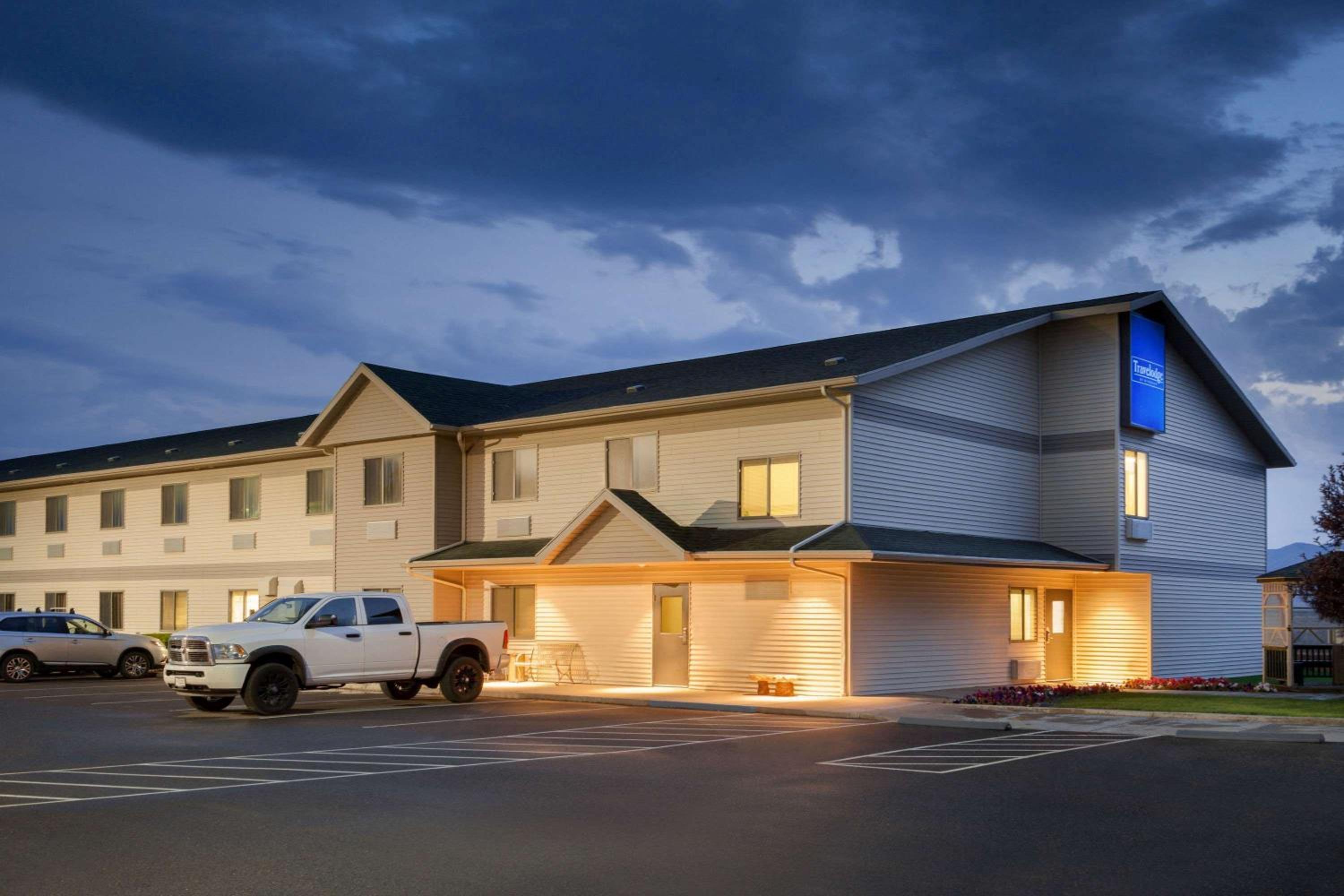 Beaver Vacations - Travelodge by Wyndham Milford - Property Image 2