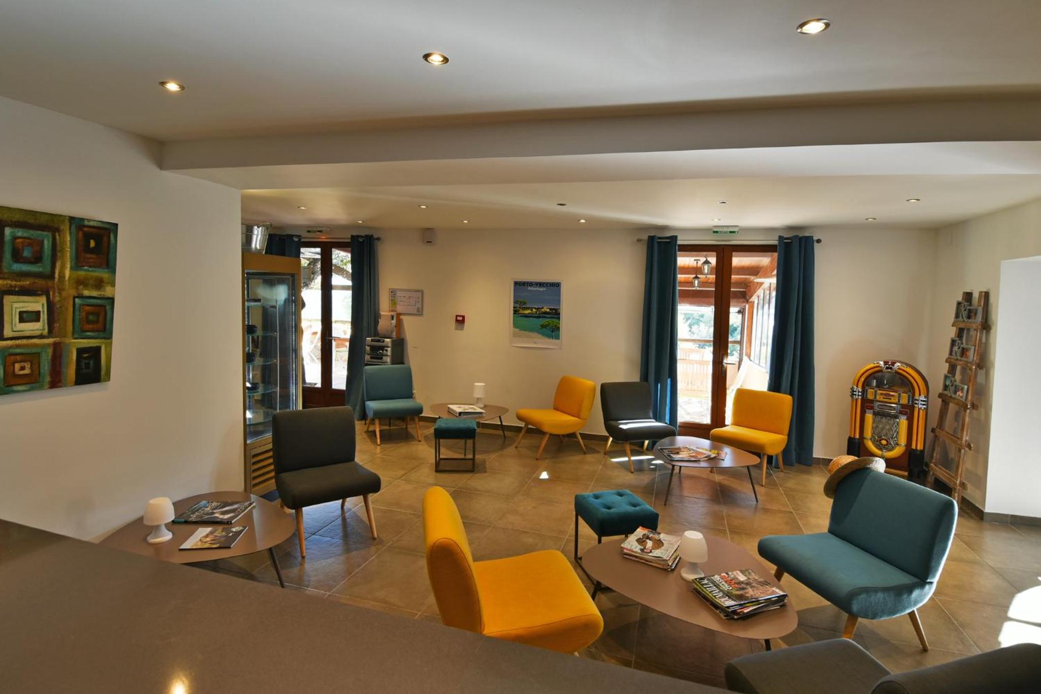 lounge