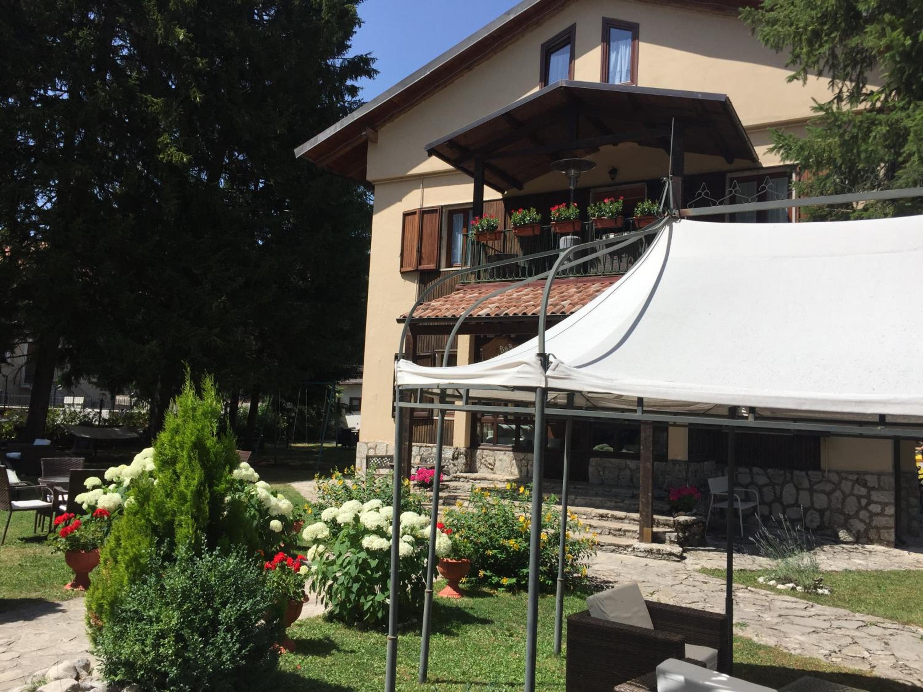 Photo 6