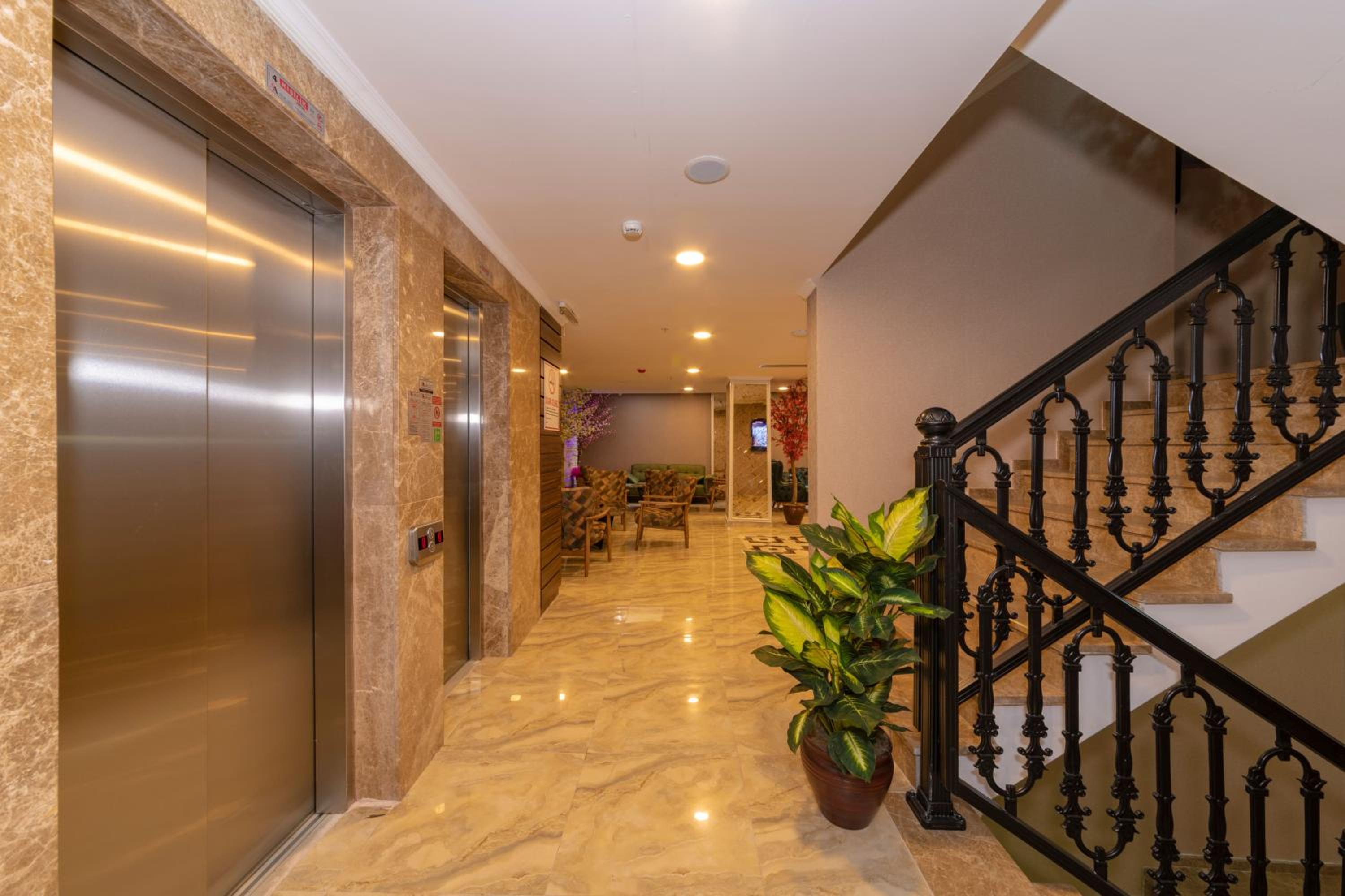 Vision Deluxe Otel - Image 40