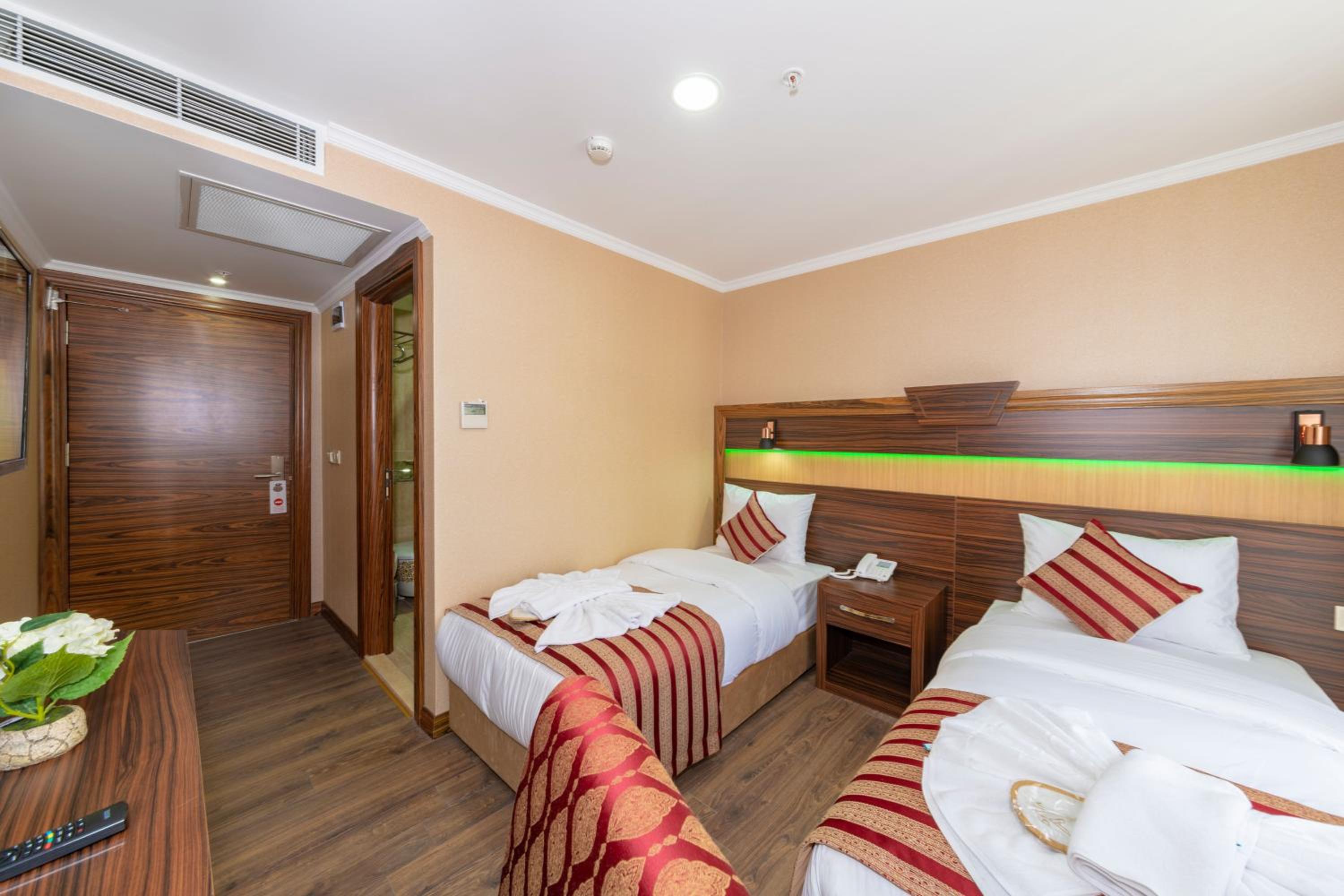 Vision Deluxe Otel - Image 36