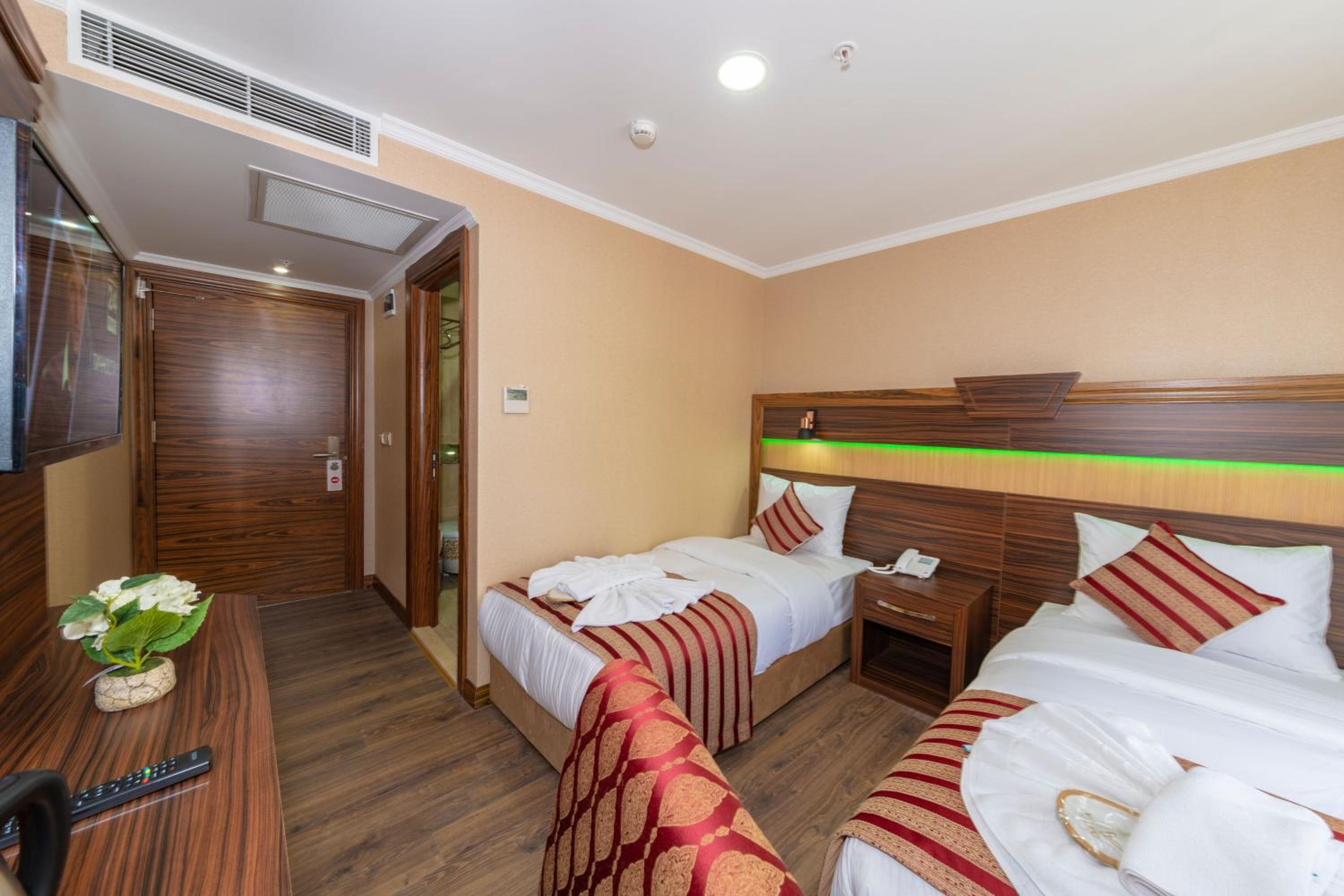 Vision Deluxe Otel - Image 37