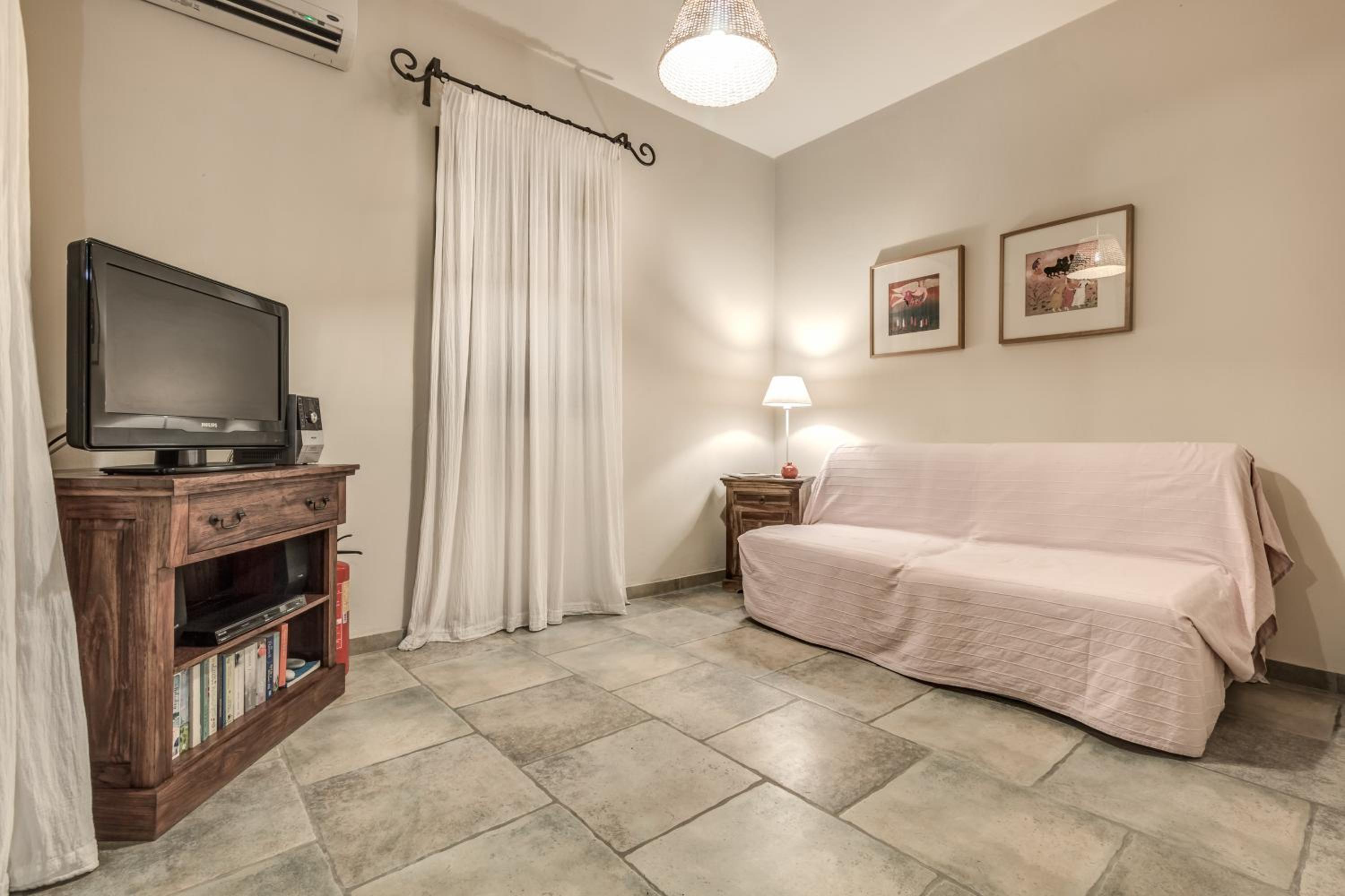 Mastrogiannis villa Dafne