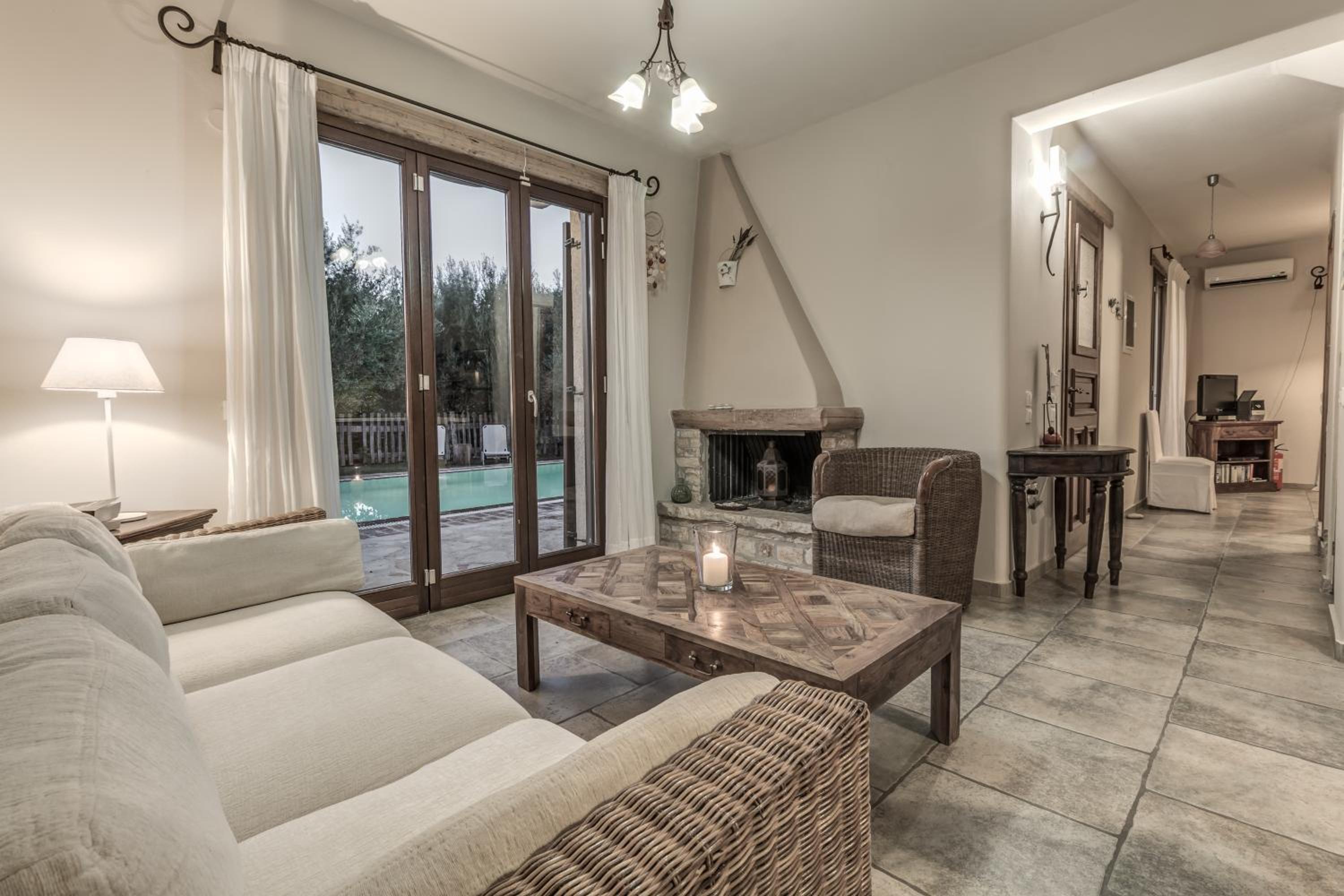 Mastrogiannis villa Dafne