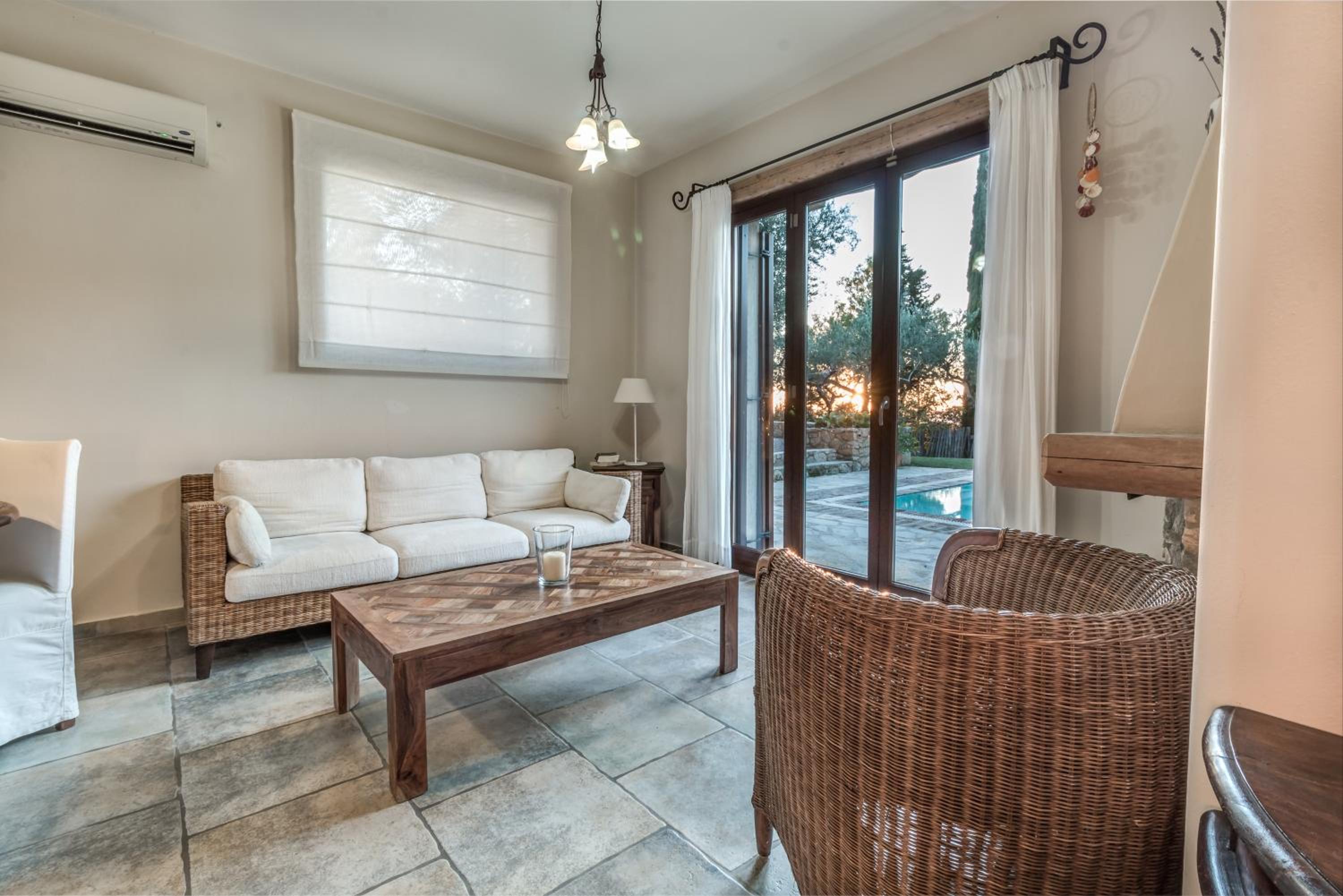 Mastrogiannis villa Dafne