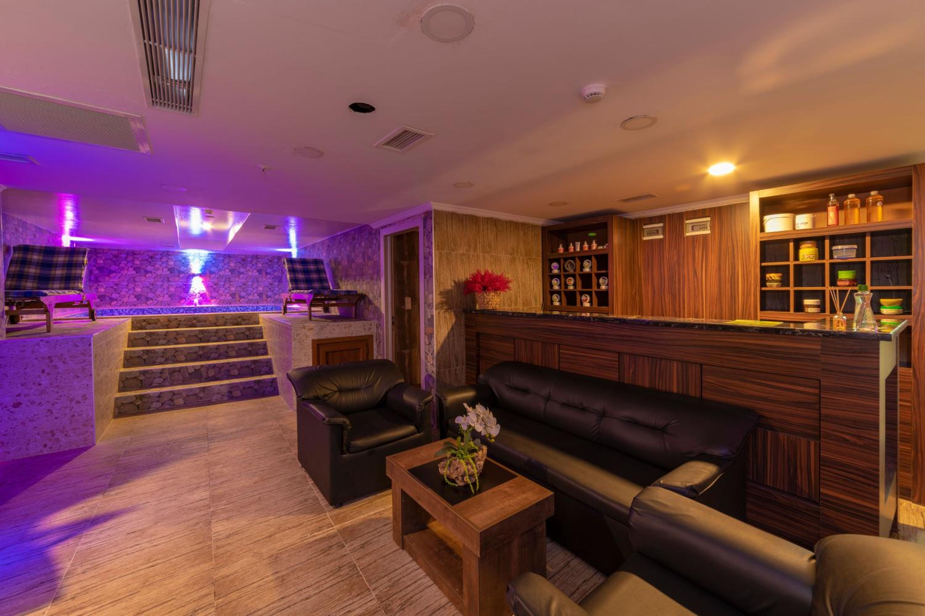 Vision Deluxe Otel - Image 44