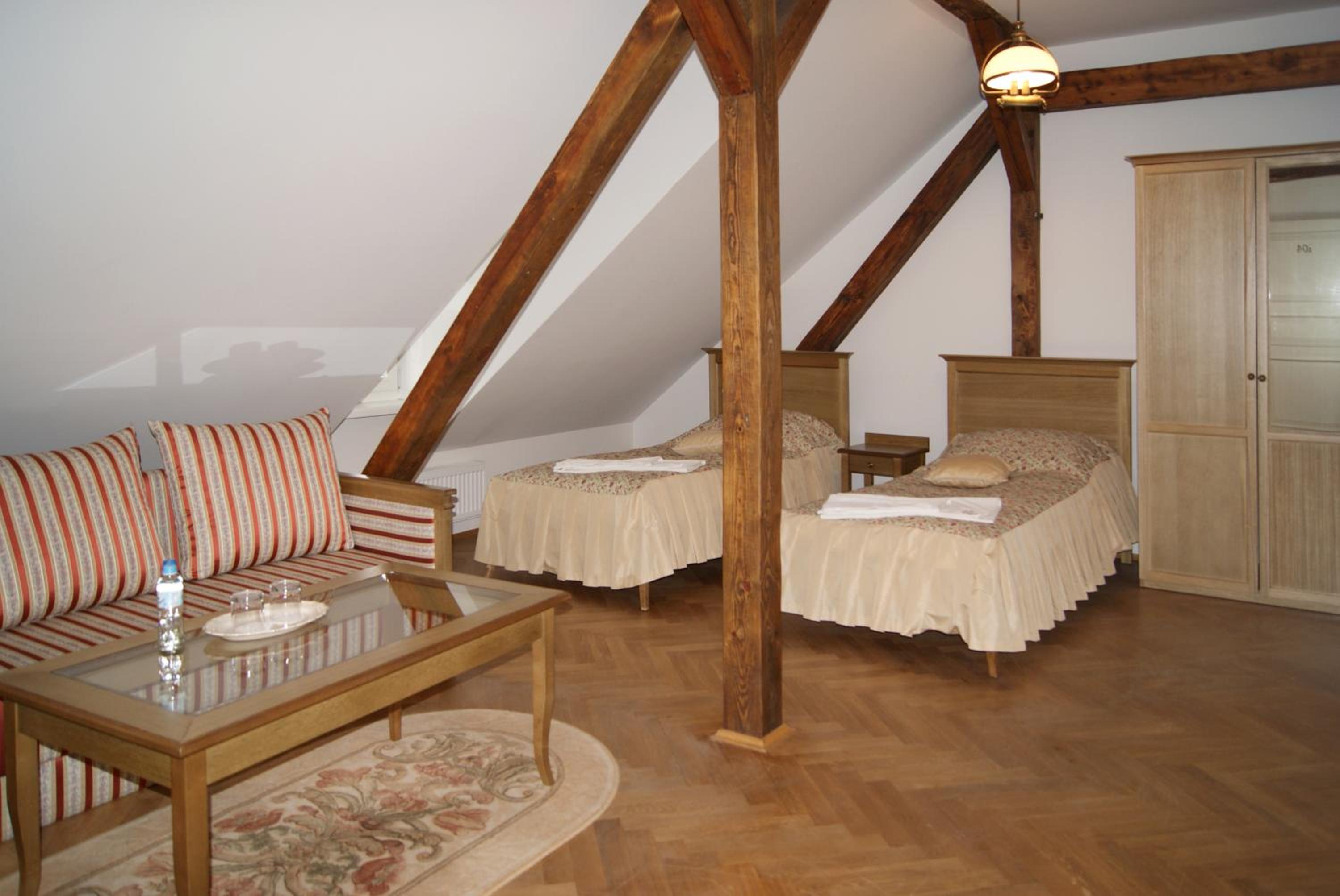 Pałac Łochów