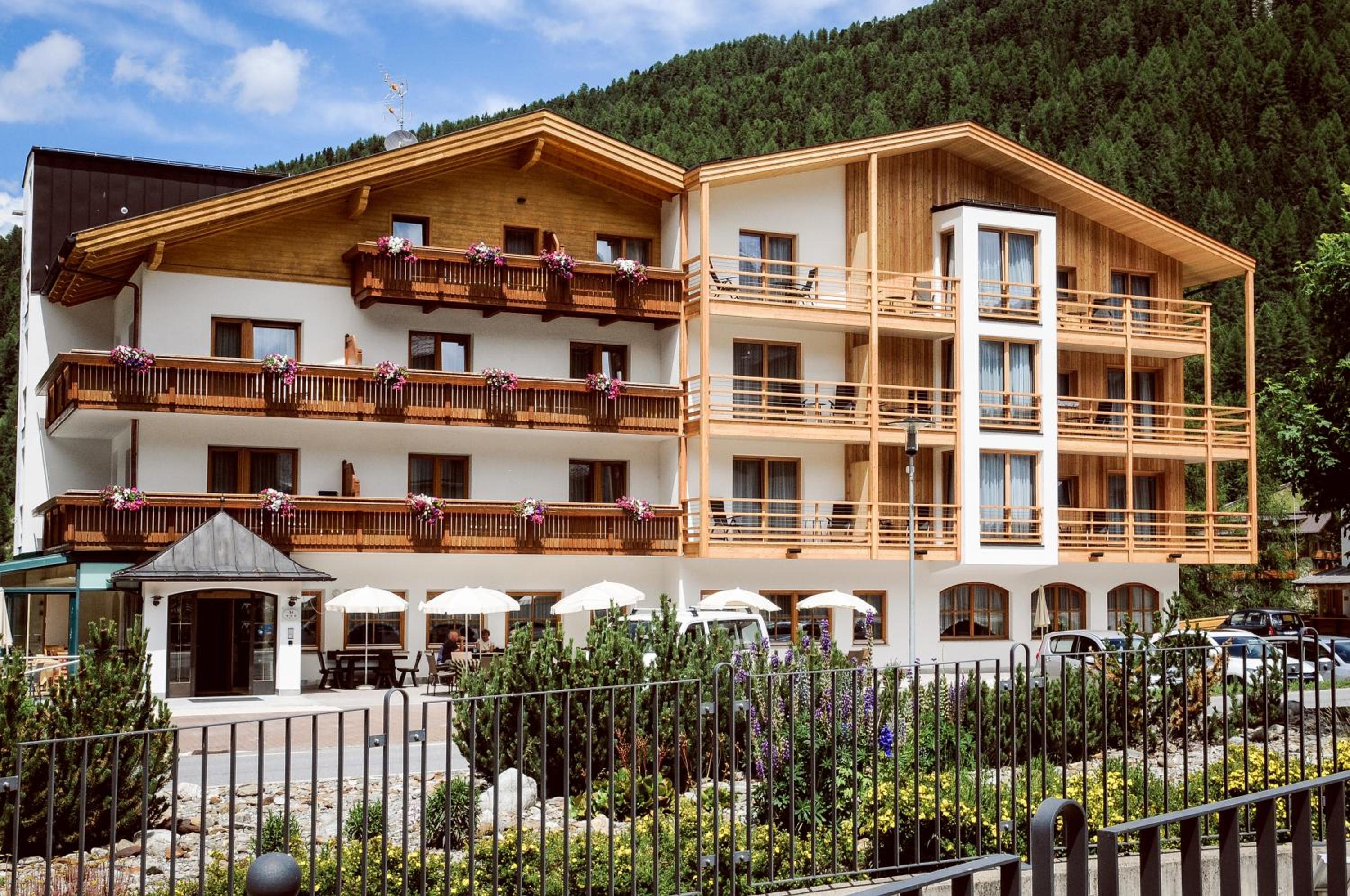 Hotel Gertraud photo 2