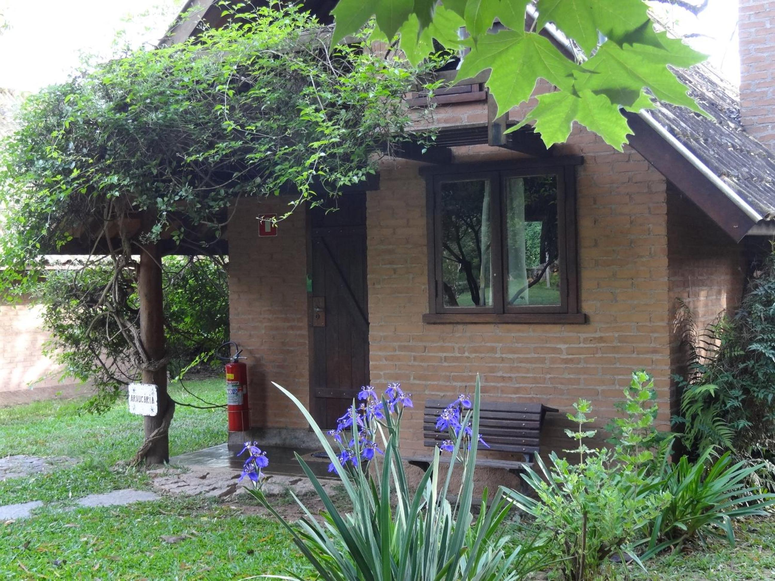 Photo 33