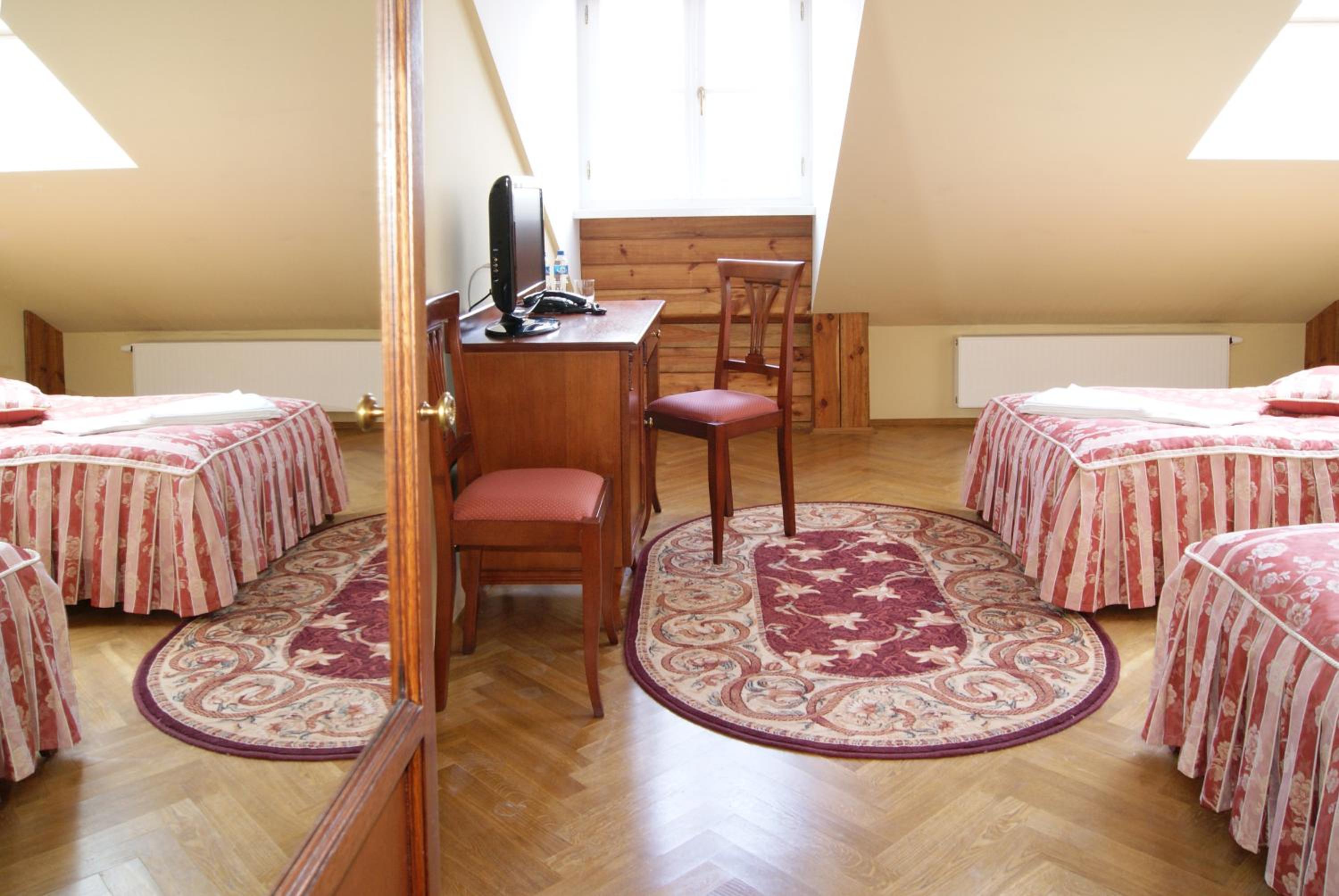 Pałac Łochów