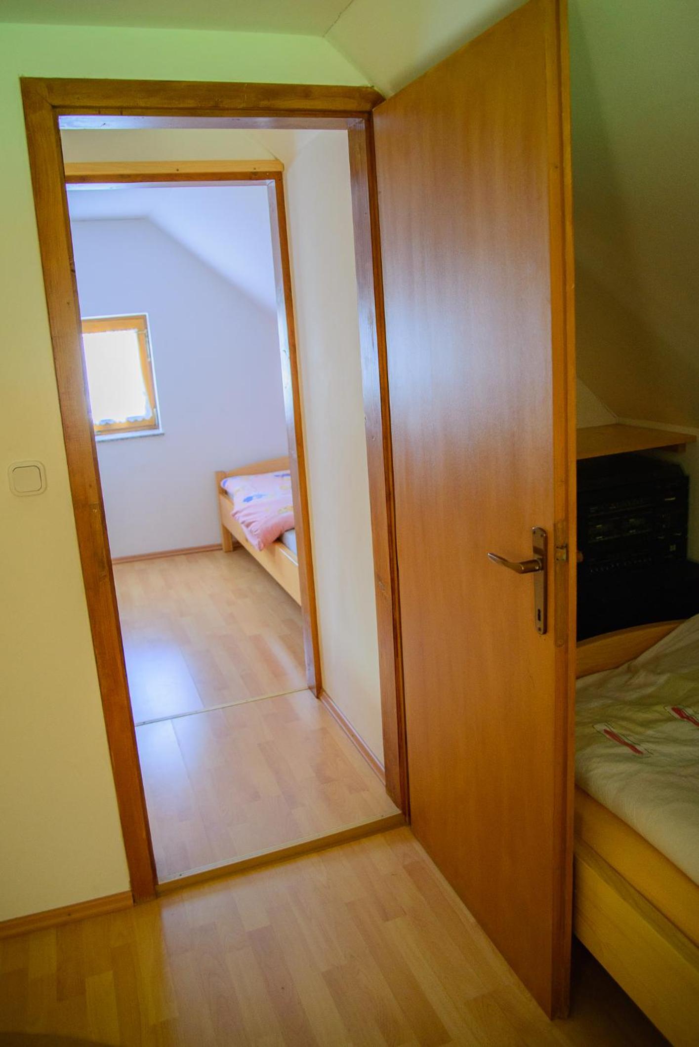 Photo 37