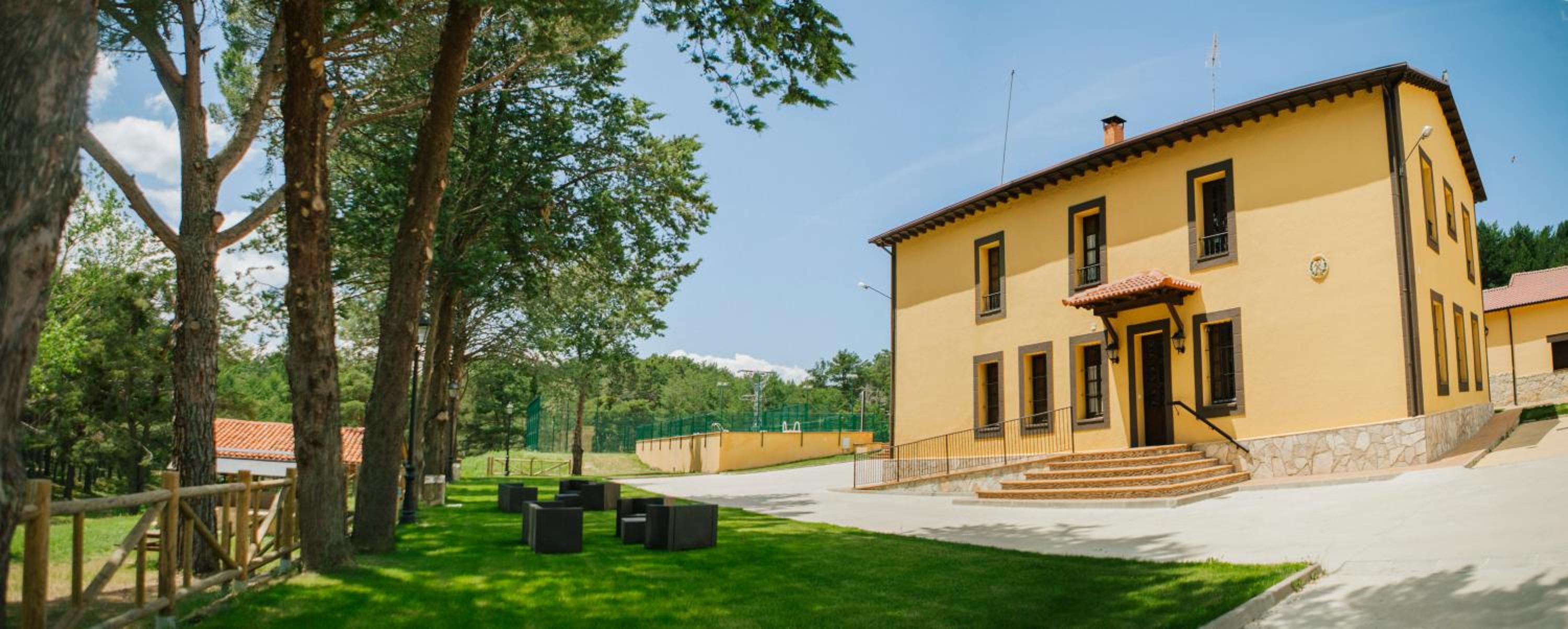 Centro Río Lobos photo 3