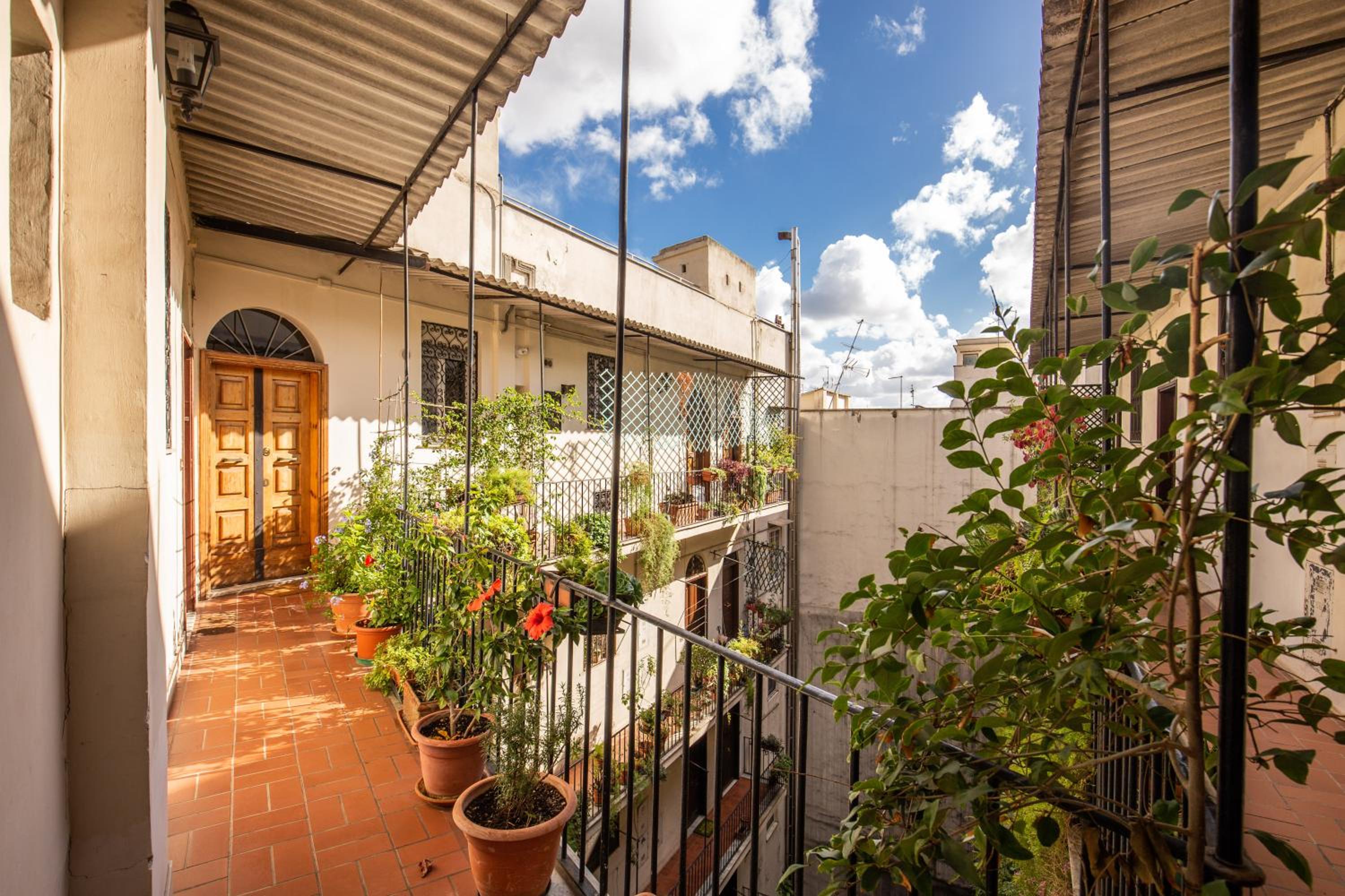 TRASTEVERE - Stylish Good Vibes Apartment