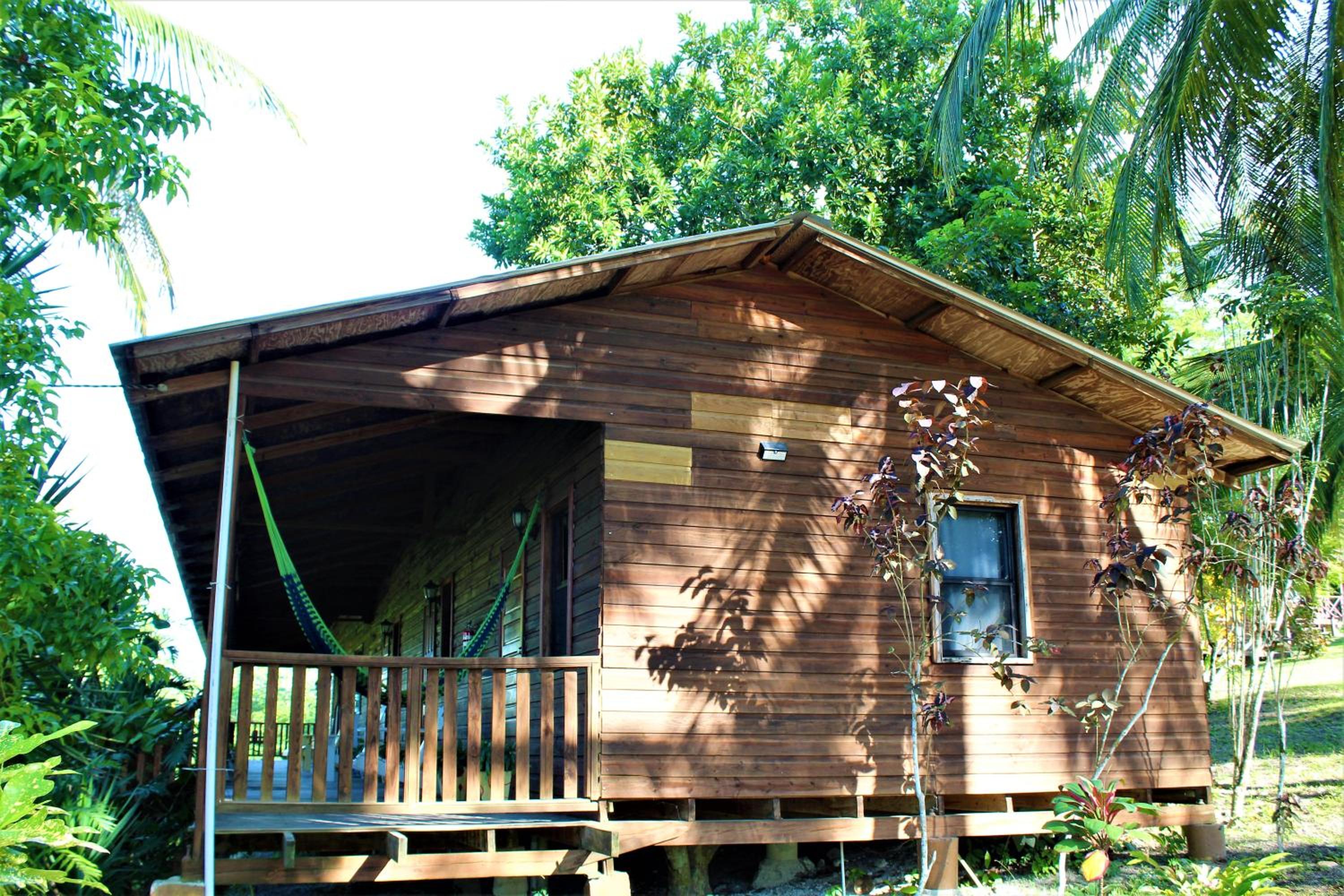 The Log Cab-Inn