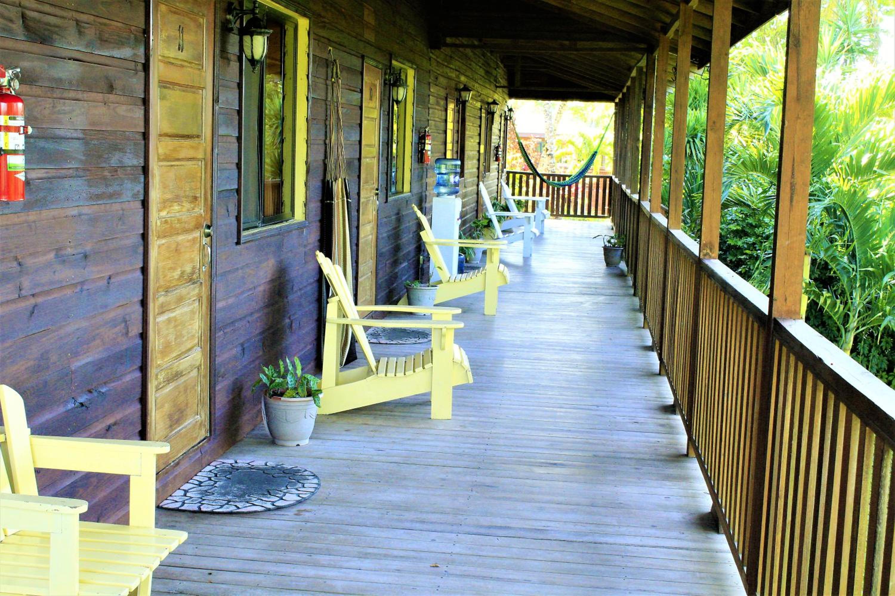 The Log Cab-Inn