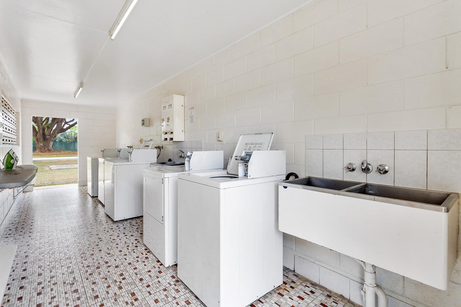 First City Caravilla - Image 2