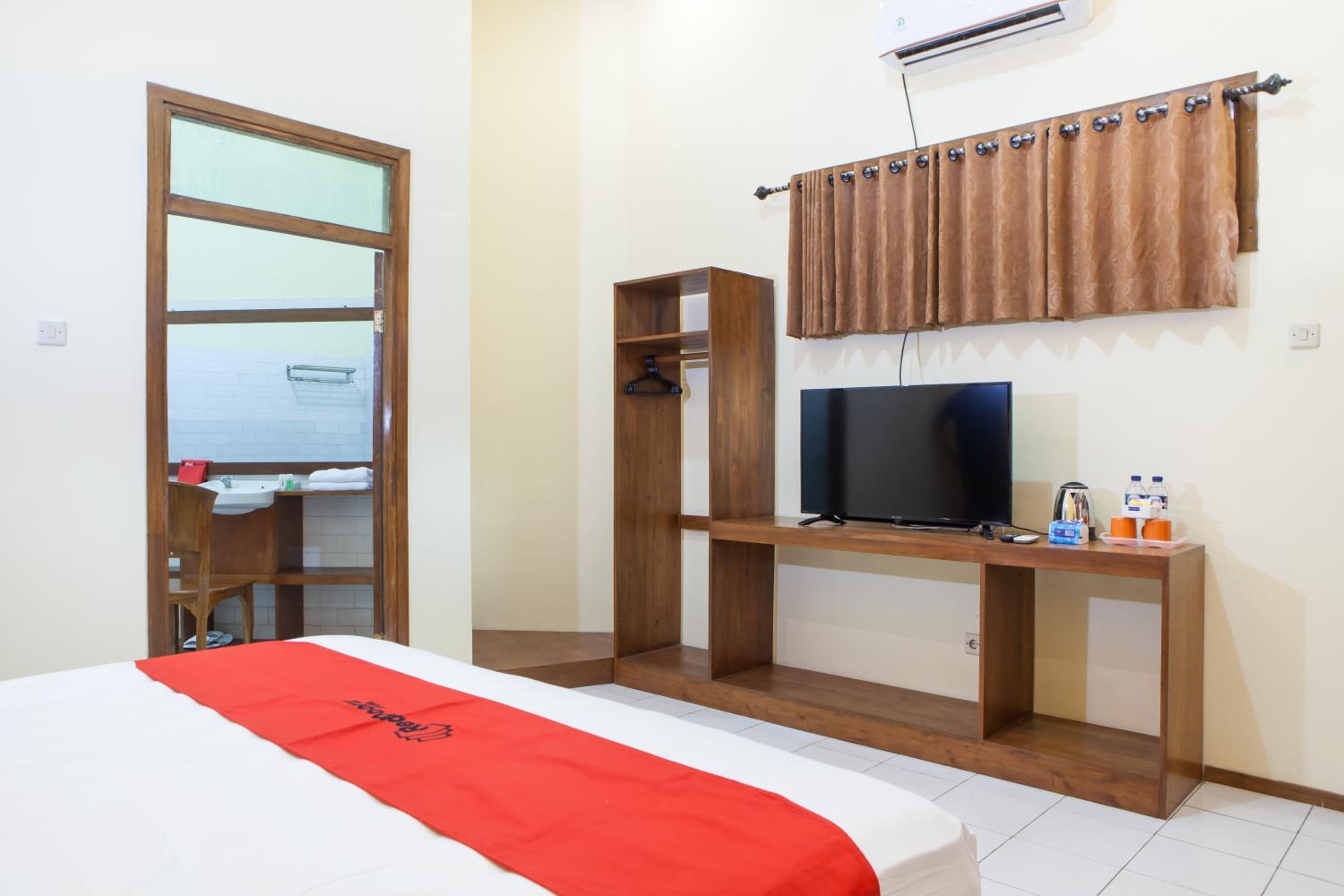 RedDoorz near Baluran National Park