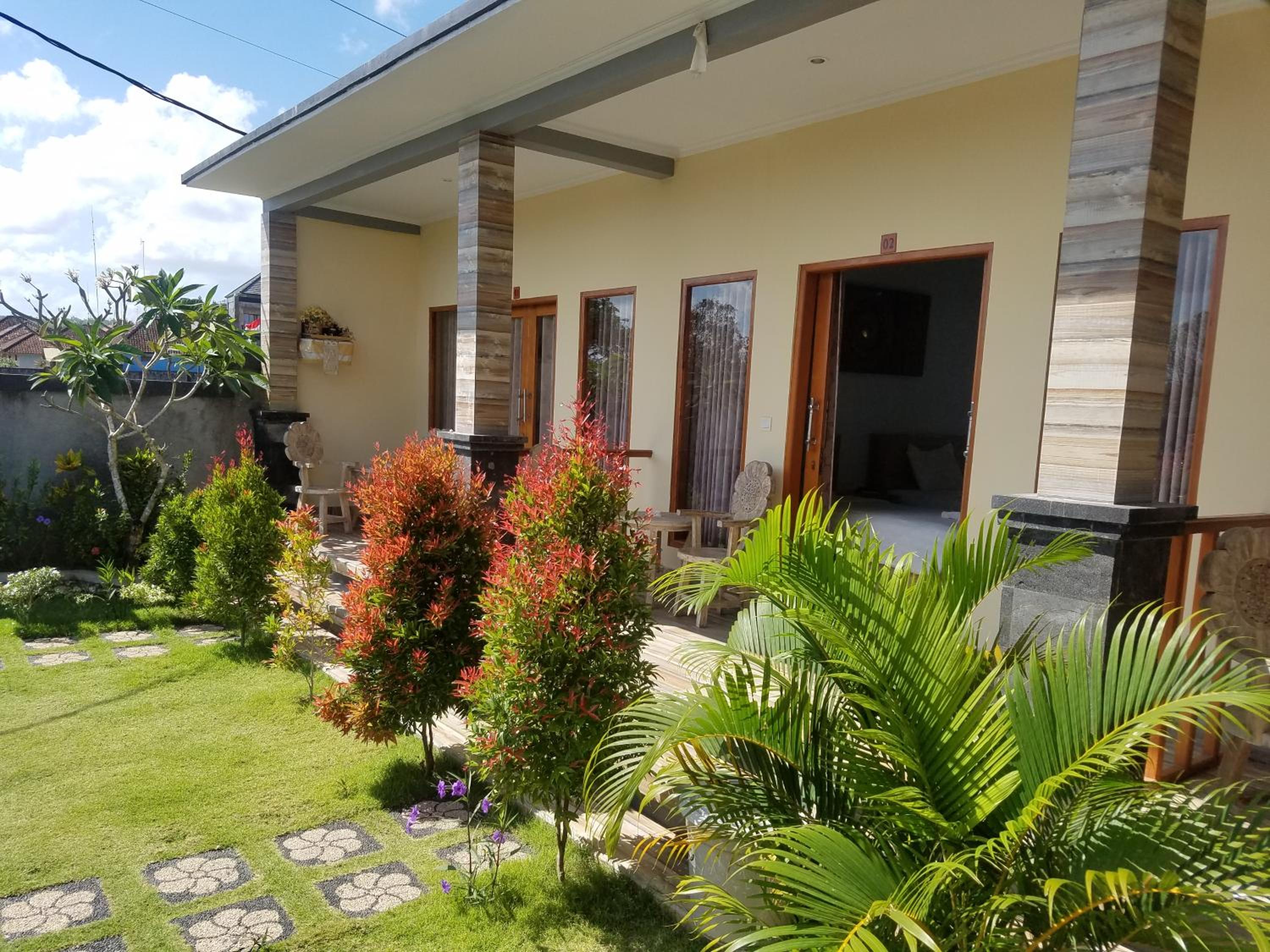 Cantika Guest House view 3