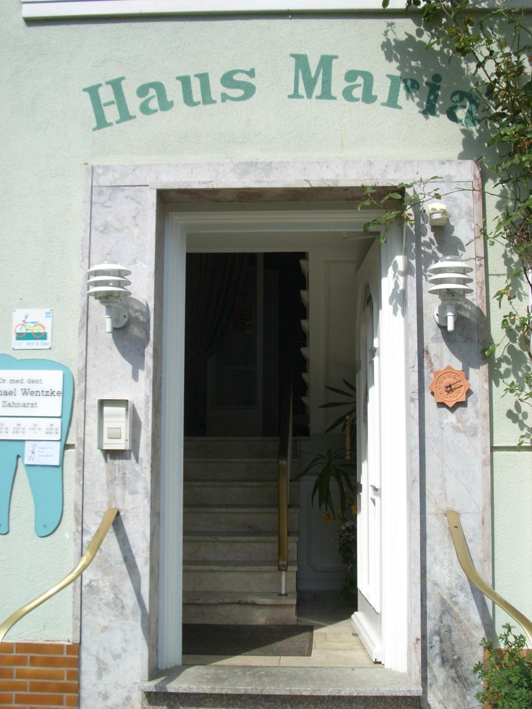 Haus-Maria view 3