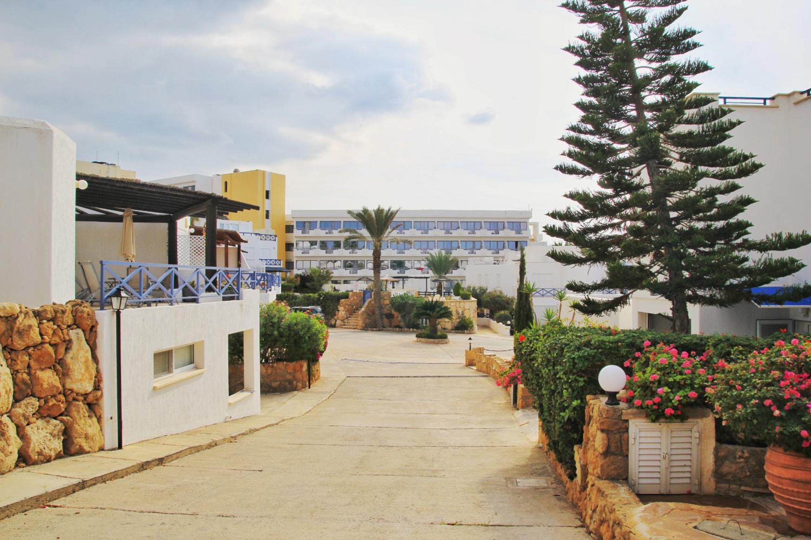 Sea front Villa Vera