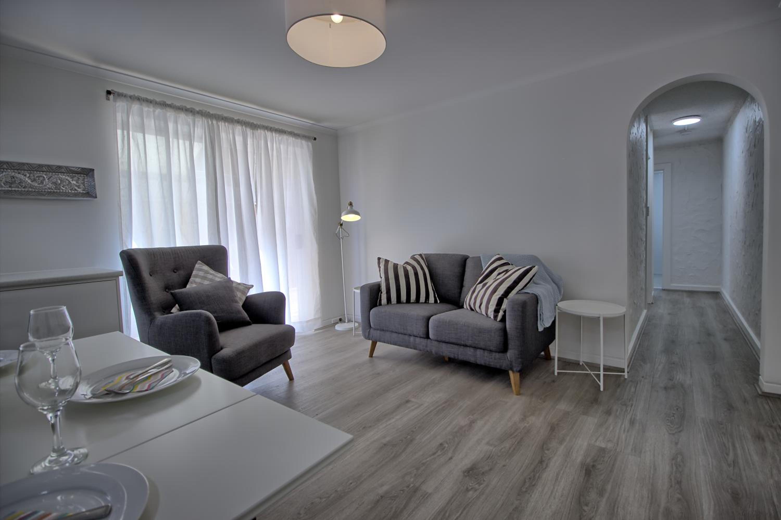 Bayswaterfront Apartments
