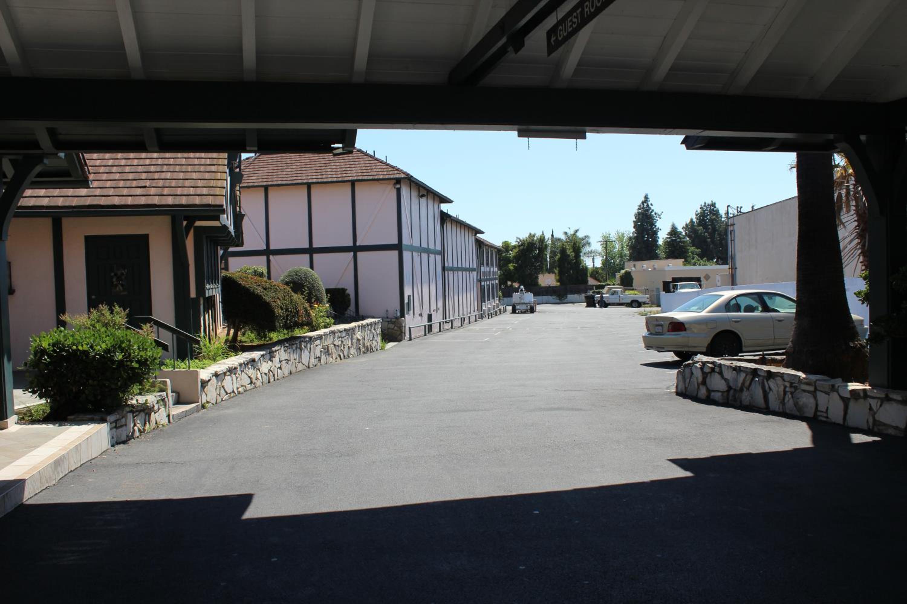 Best Whittier Inn