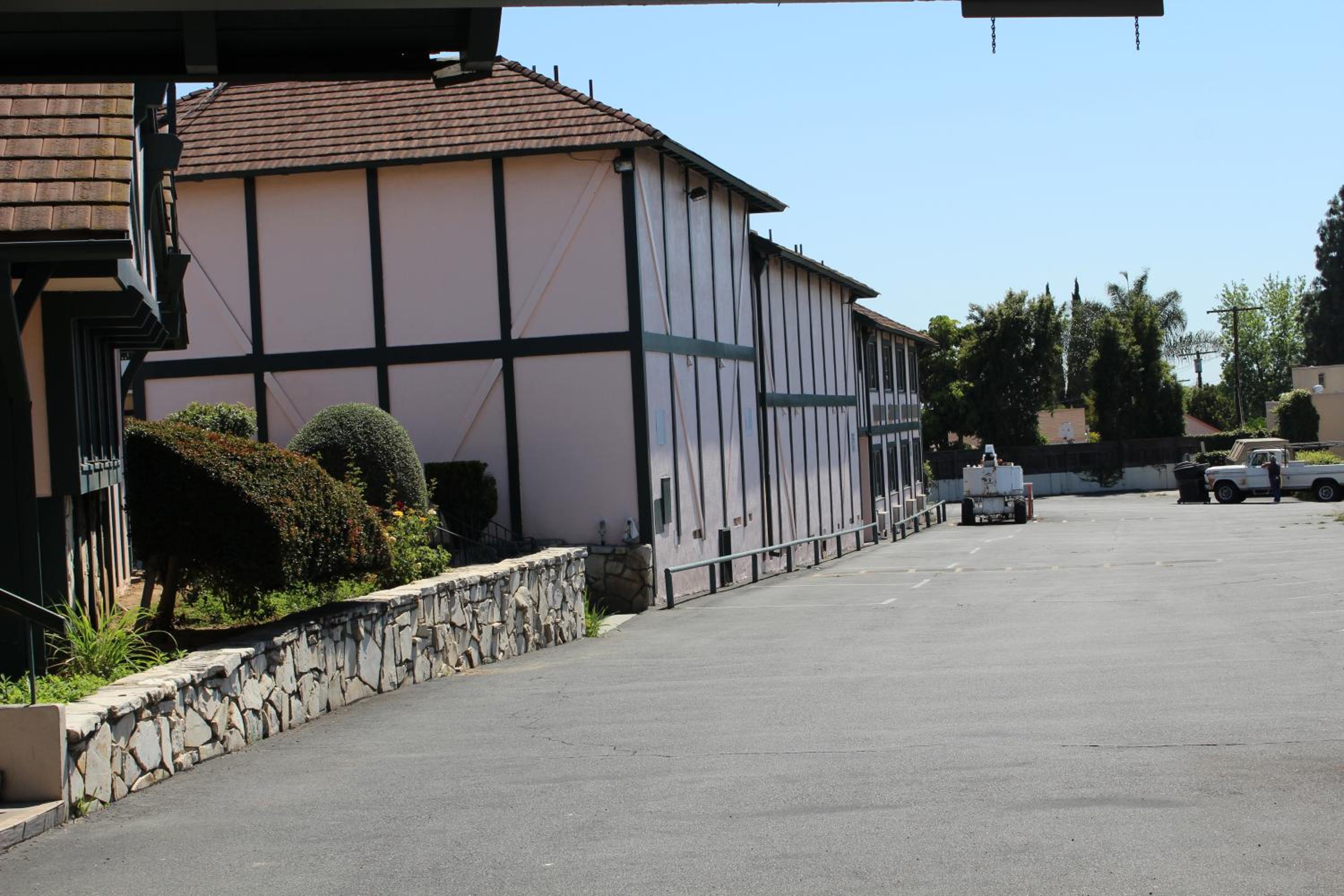 Best Whittier Inn