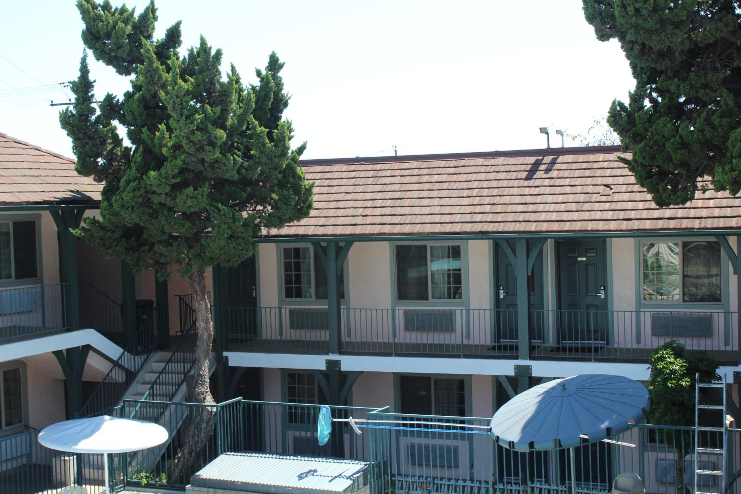Best Whittier Inn