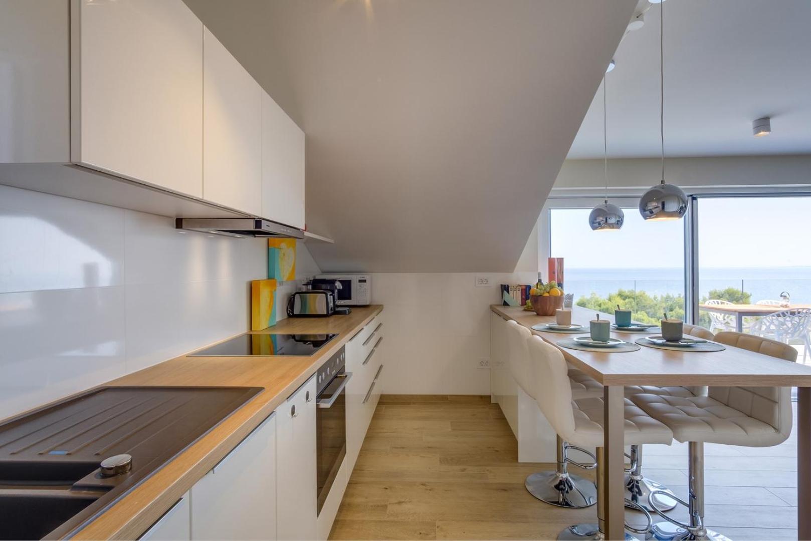 Penthouse Design & Beach Ferienwohnung direkt am Meer mit unverbautem Blick über die Adria
