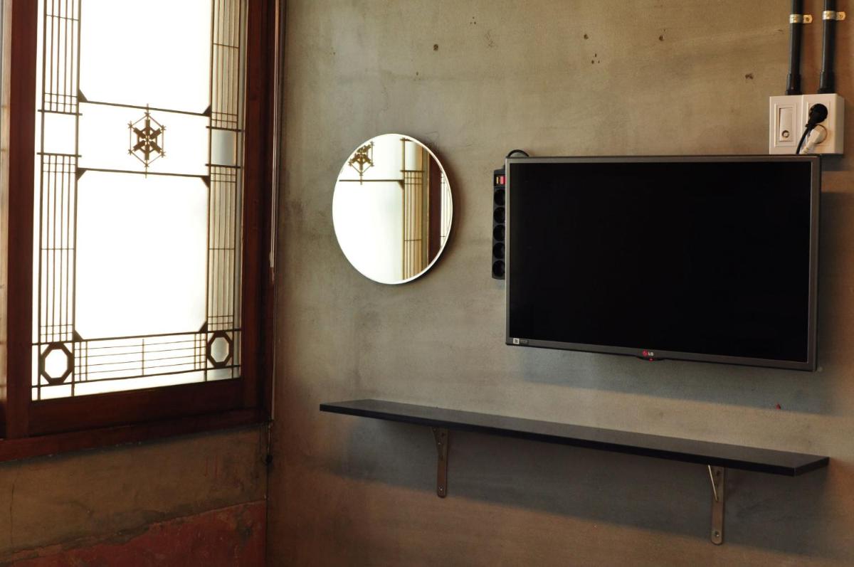 Mido Hostel