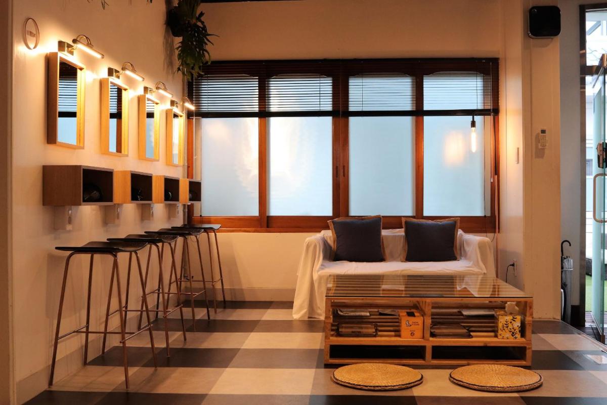 Mido Hostel
