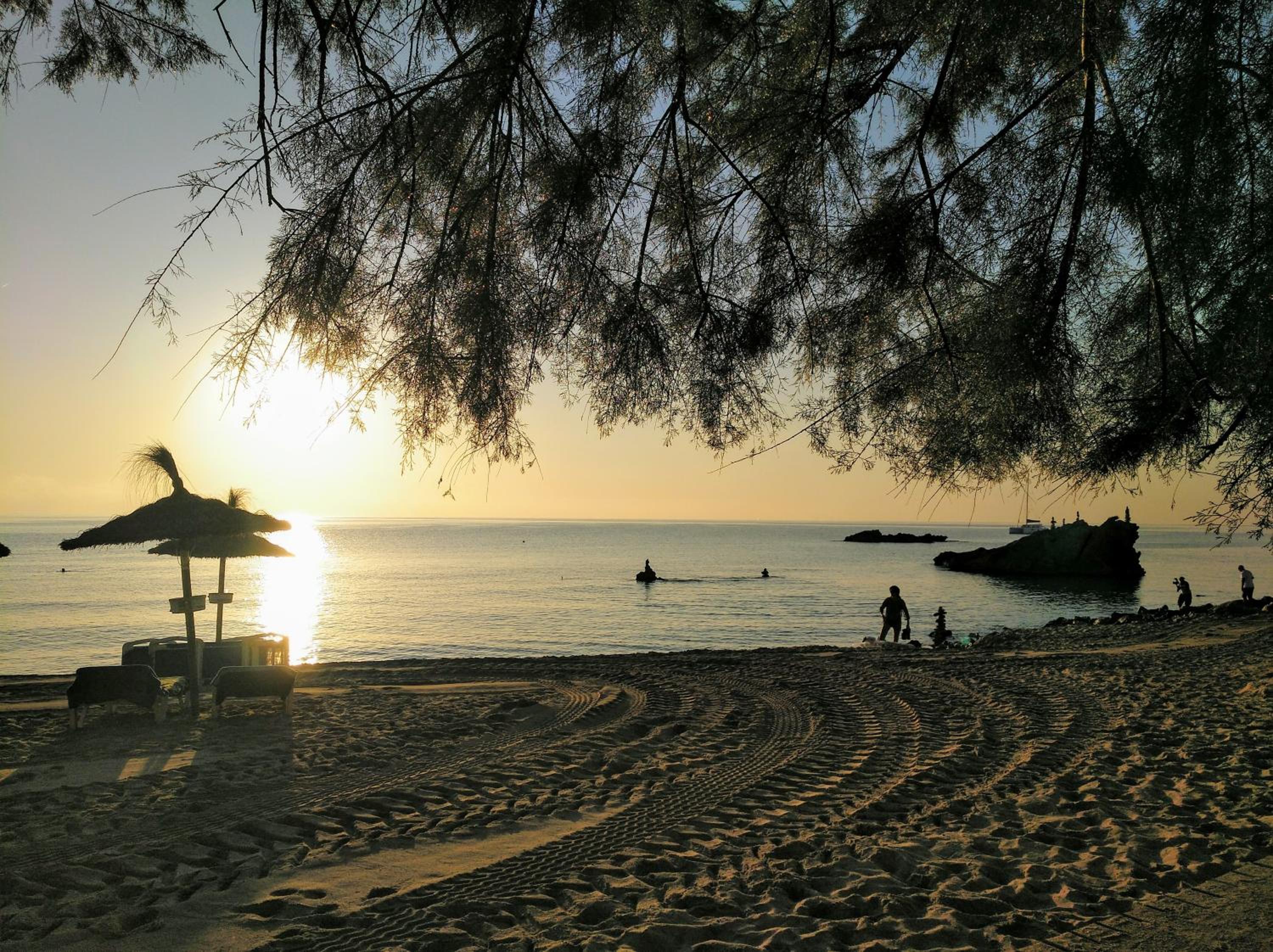 Zhimbad B&B by the sea